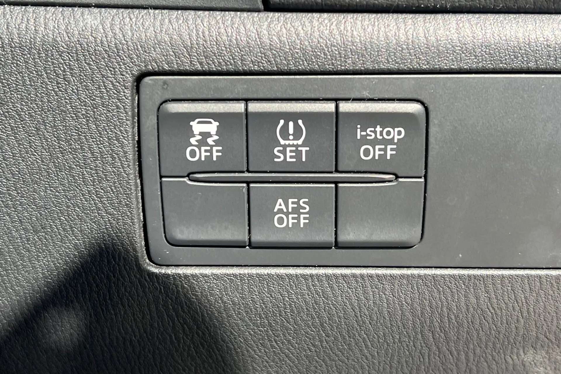 2016 MAZDA MAZDA3 2016 MAZDA MAZDA3