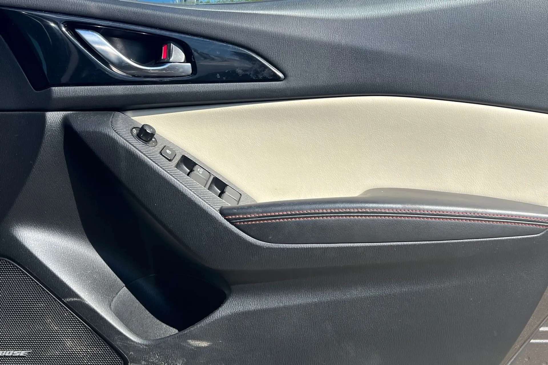 2016 MAZDA MAZDA3 2016 MAZDA MAZDA3