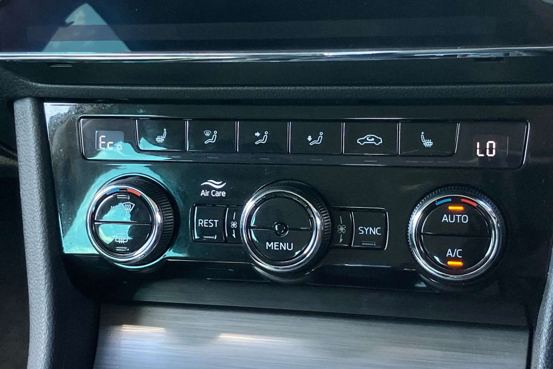 2021 SKODA SUPERB 2021 SKODA SUPERB