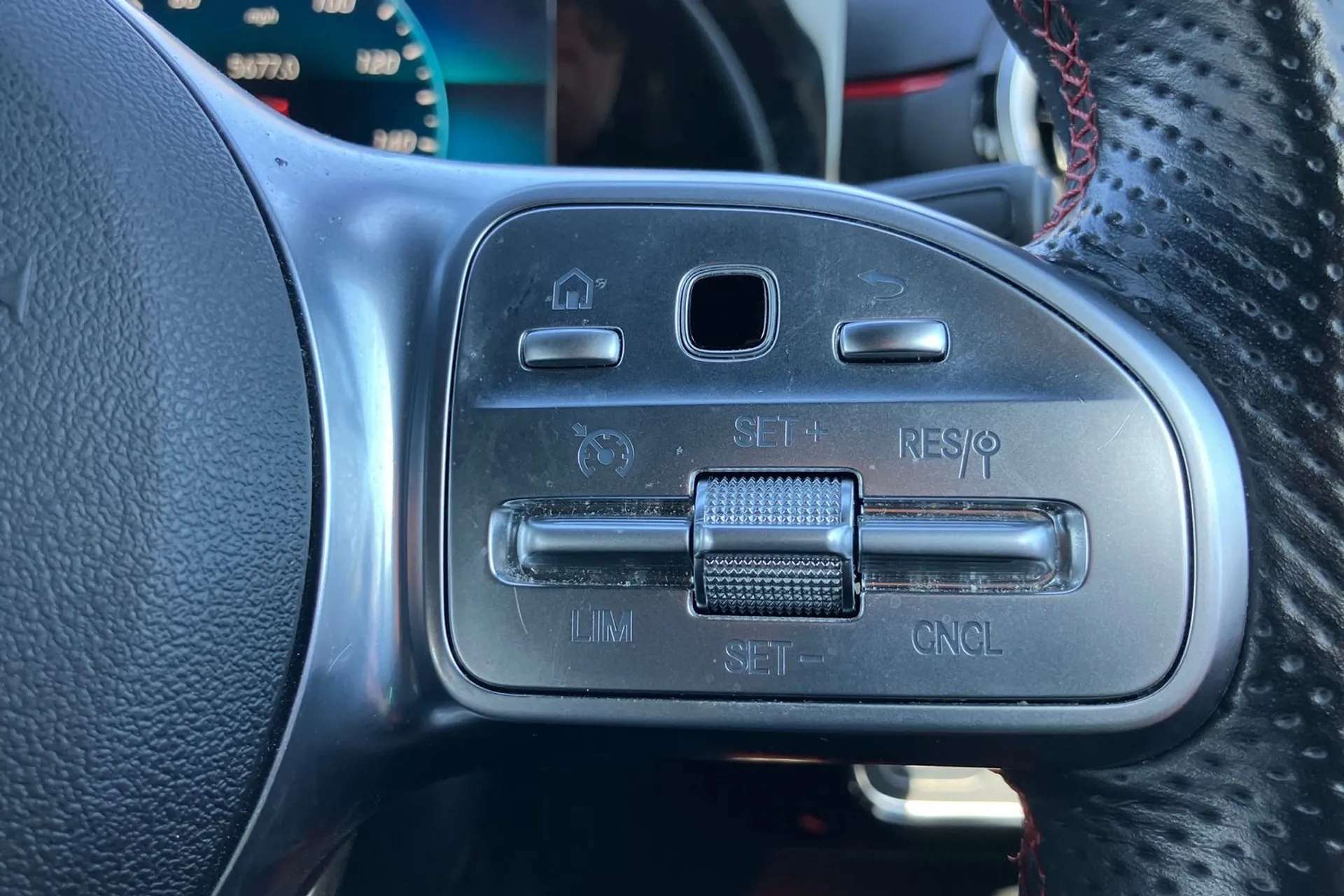 2018 MERCEDES-BENZ A CLASS 2018 MERCEDES-BENZ A CLASS