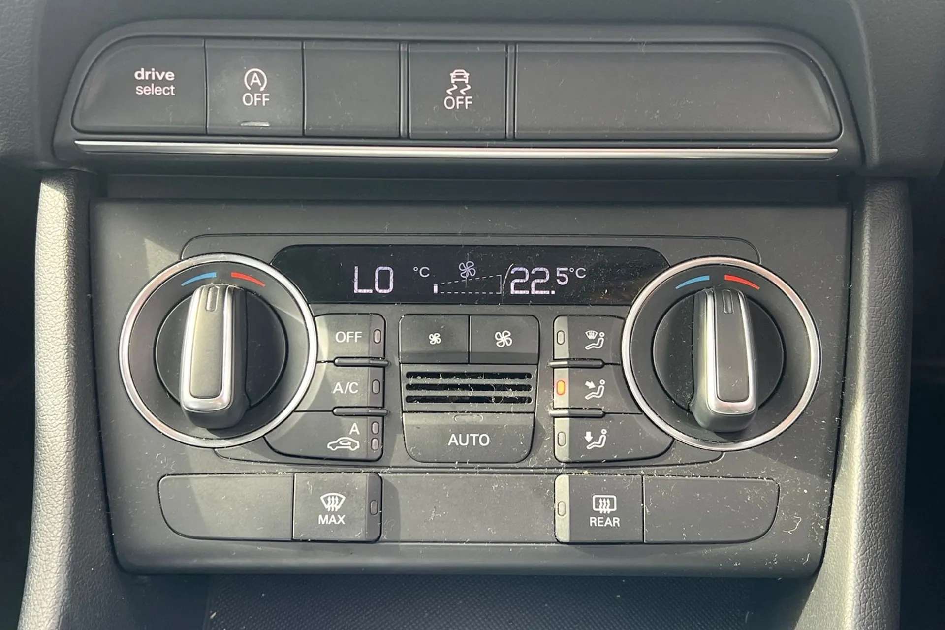 2017 AUDI Q3 2017 AUDI Q3