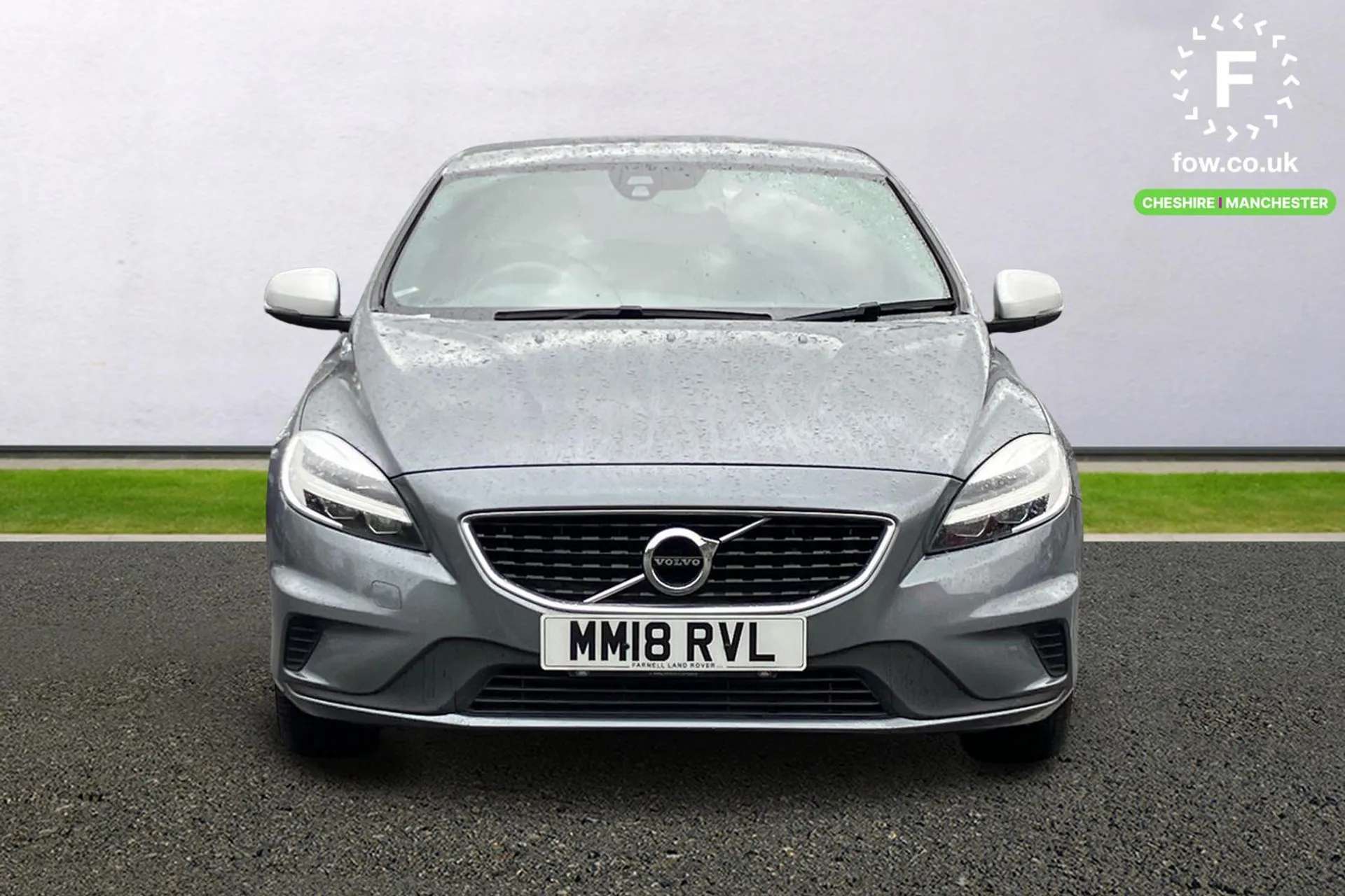 2018 VOLVO V40 2018 VOLVO V40