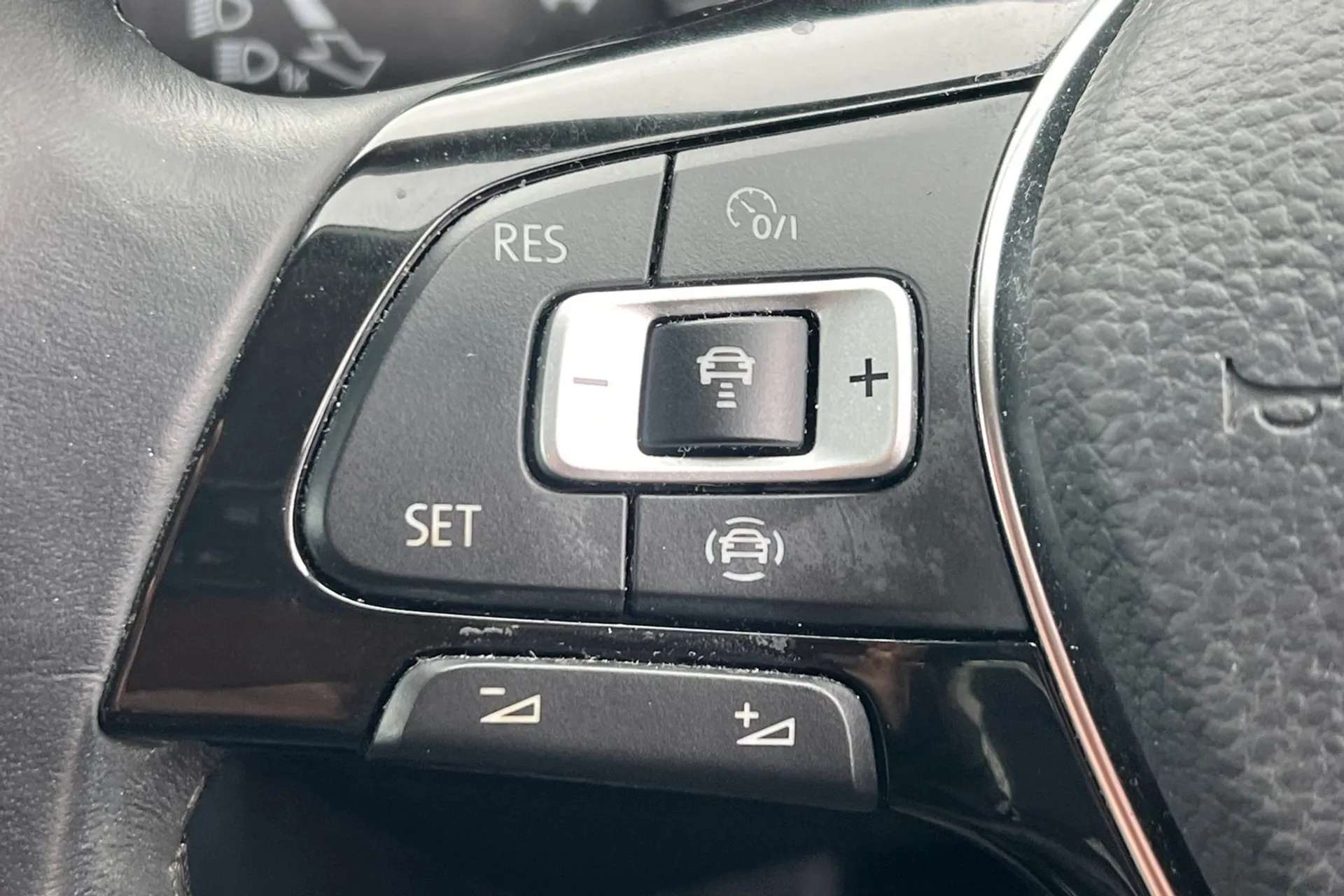 2019 VOLKSWAGEN T-ROC 2019 VOLKSWAGEN T-ROC