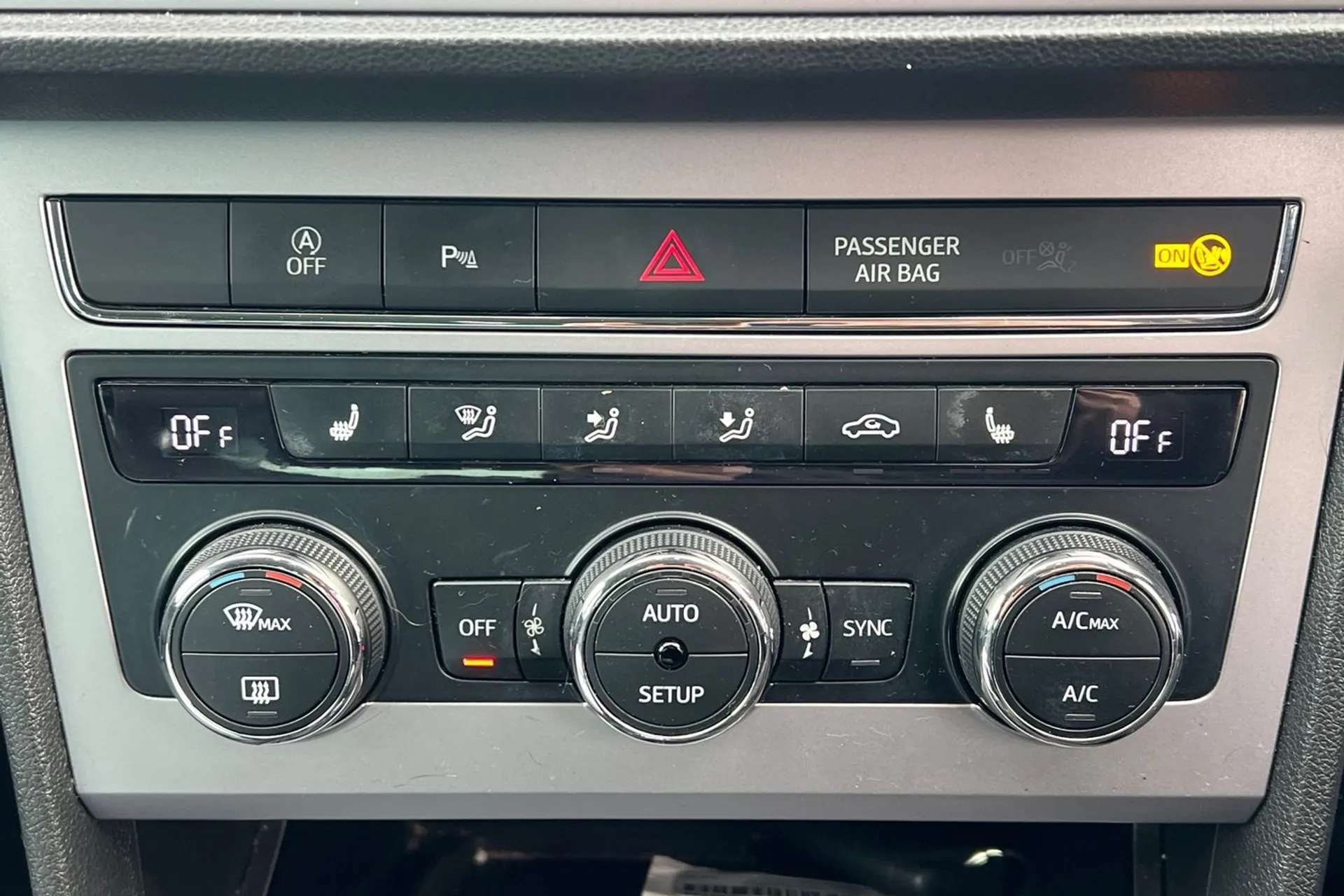 2017 SEAT LEON 2017 SEAT LEON