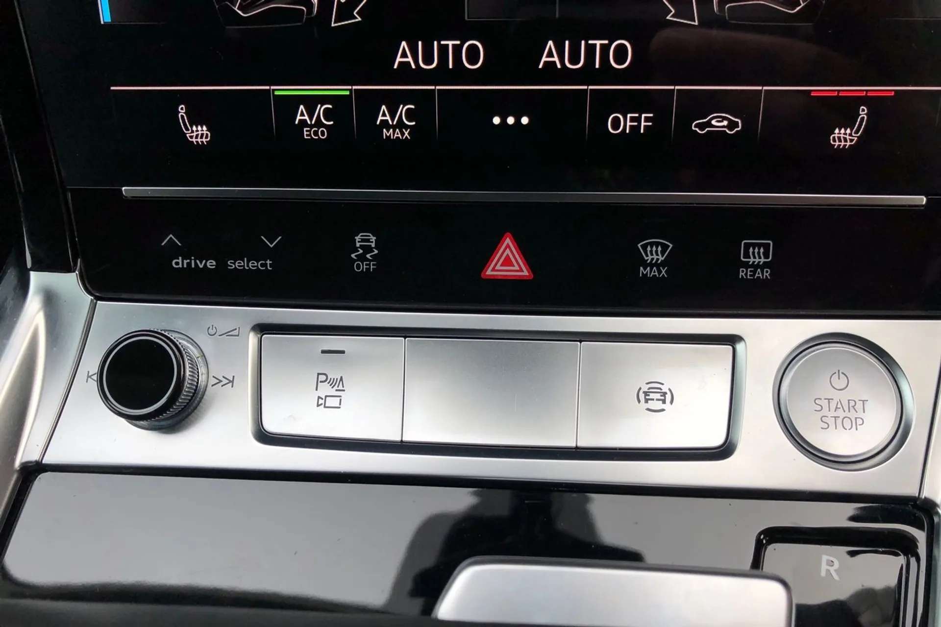 2019 AUDI E-TRON 2019 AUDI E-TRON