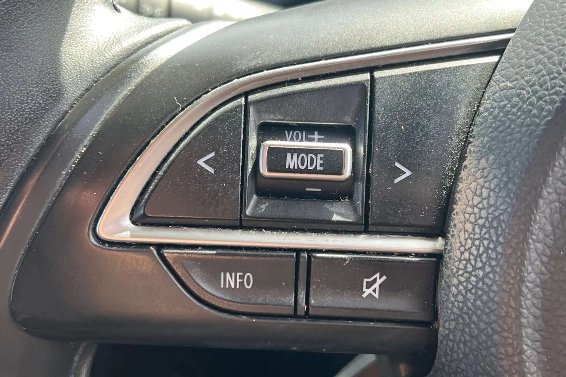 2020 SUZUKI SWIFT 2020 SUZUKI SWIFT