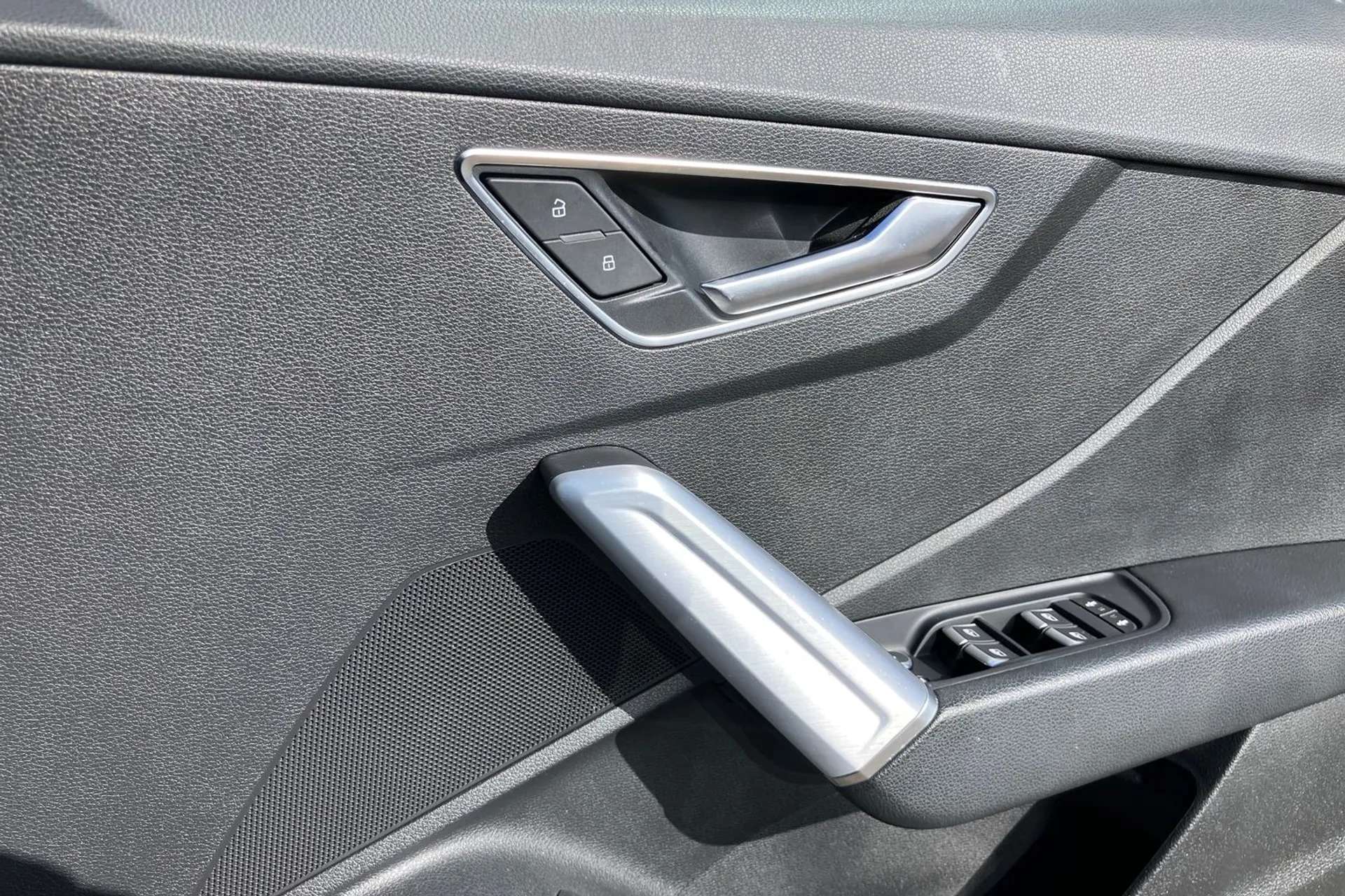 2019 AUDI Q2 2019 AUDI Q2