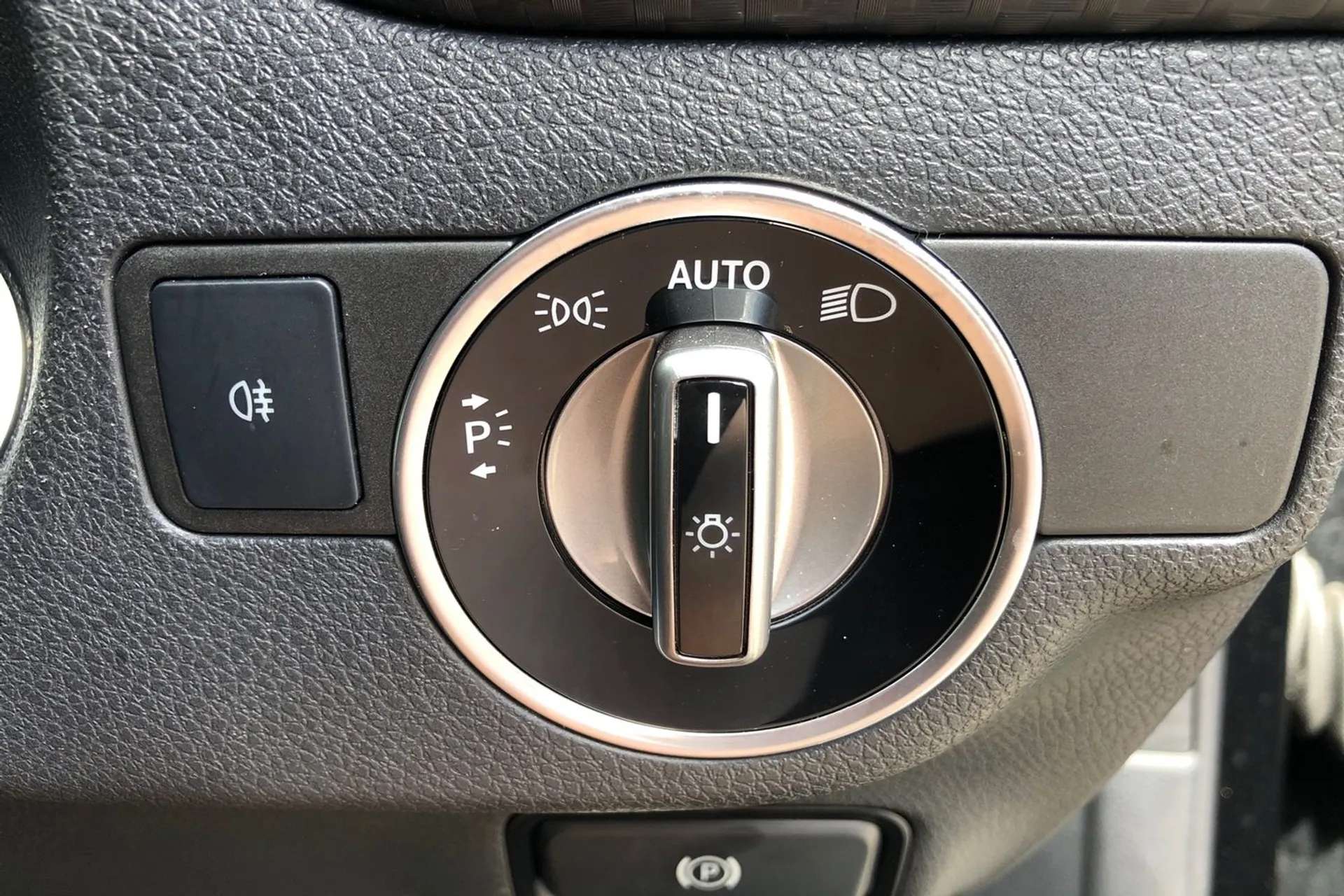 2018 MERCEDES-BENZ A CLASS 2018 MERCEDES-BENZ A CLASS