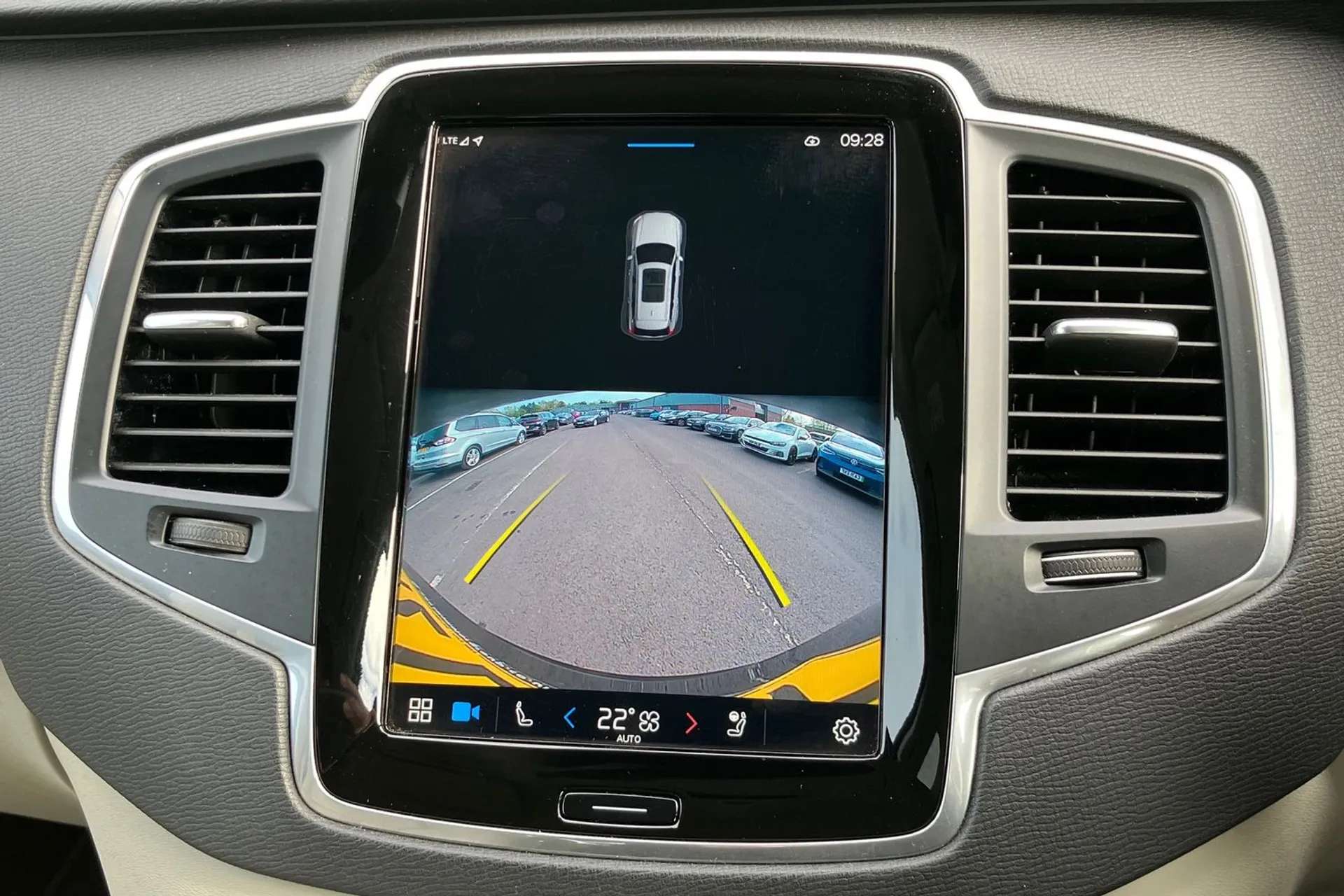 2022 VOLVO XC90 2022 VOLVO XC90