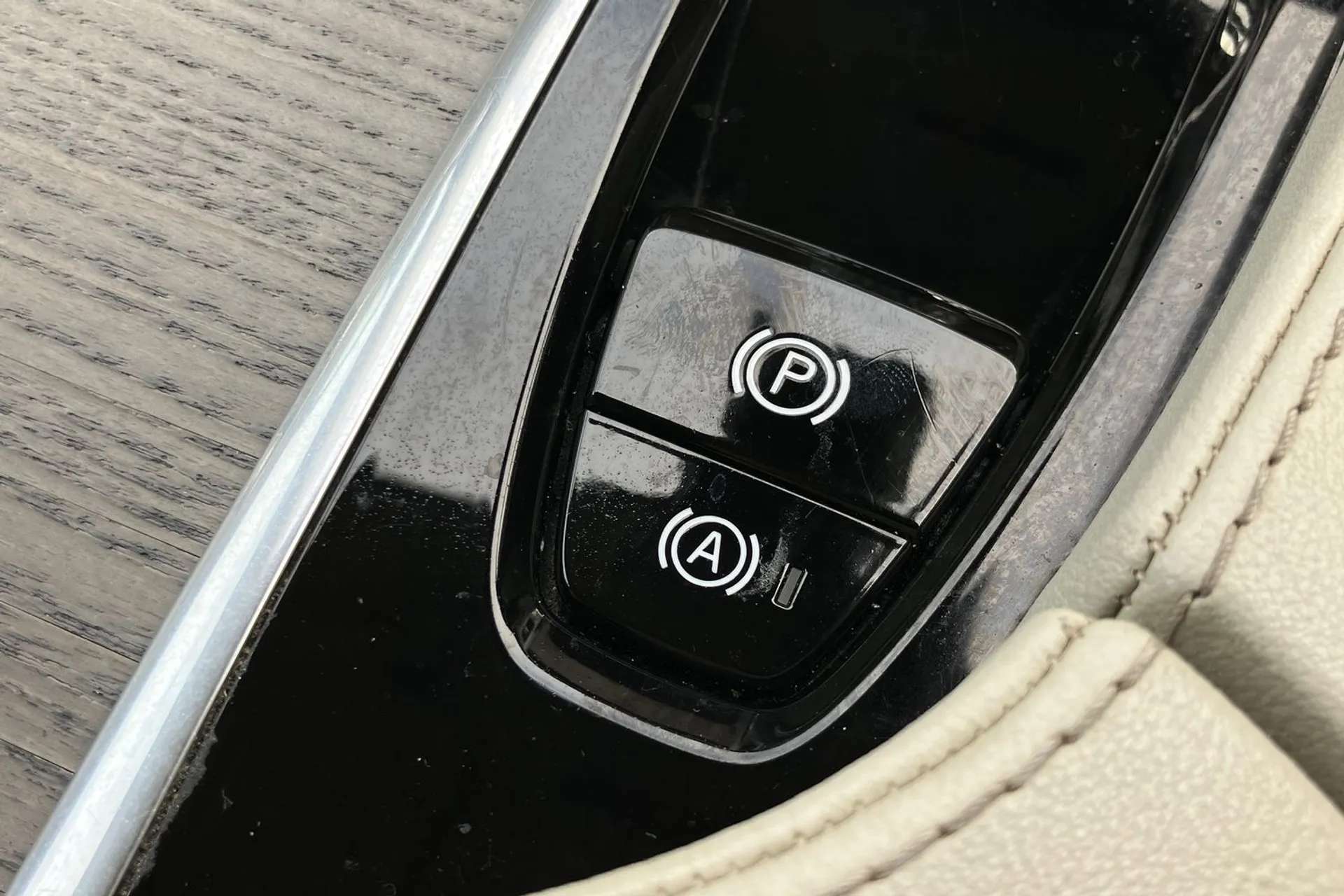 2022 VOLVO XC90 2022 VOLVO XC90