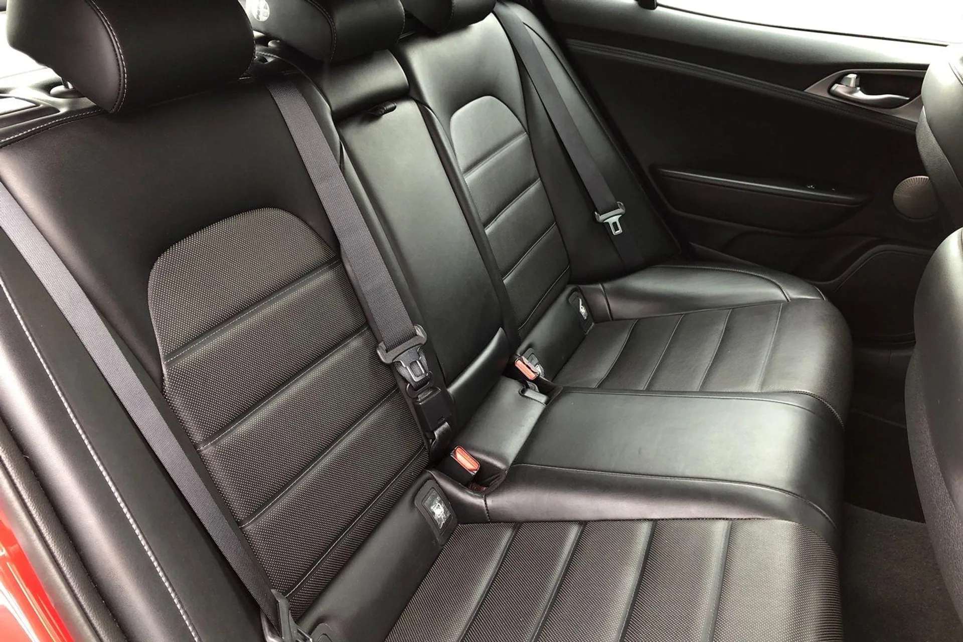 2019 KIA STINGER 2019 KIA STINGER