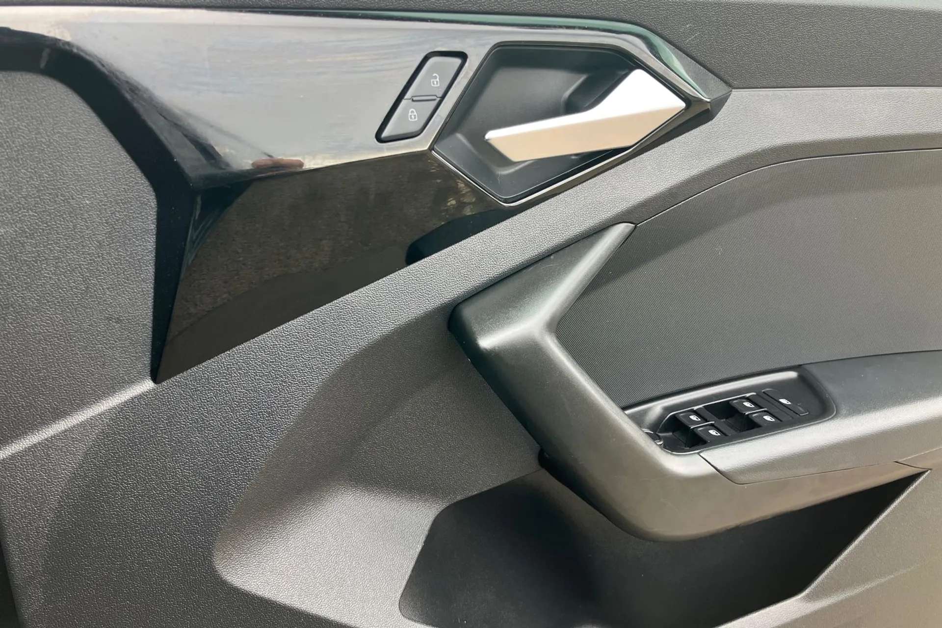 2023 AUDI A1 2023 AUDI A1