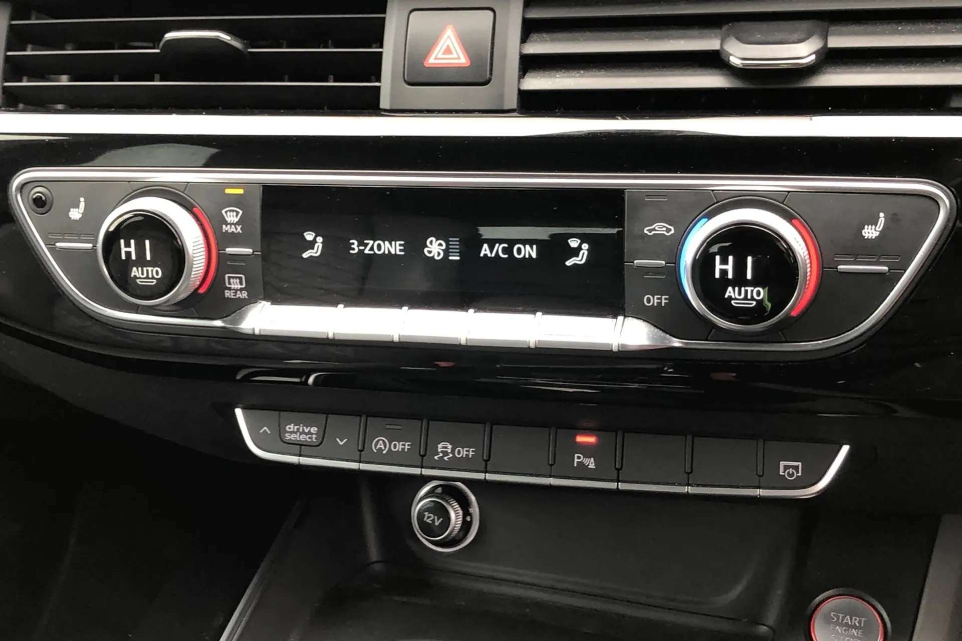2017 AUDI A4 2017 AUDI A4
