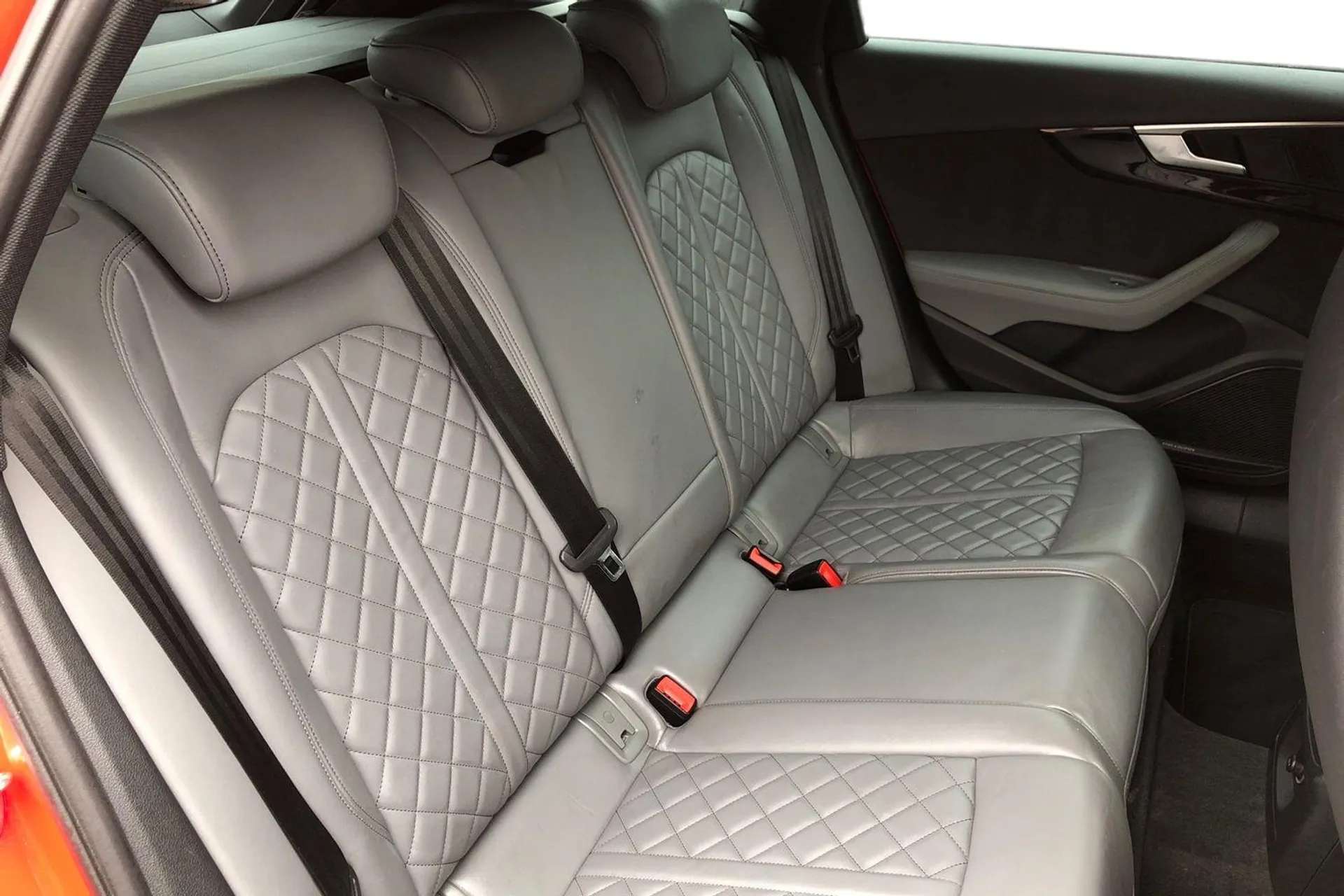 2017 AUDI A4 2017 AUDI A4