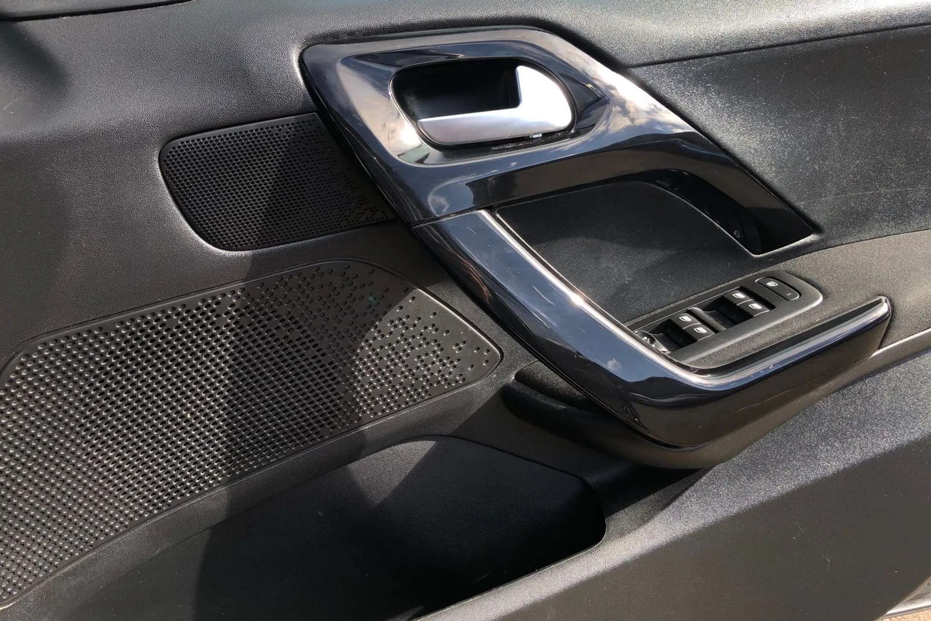 2018 PEUGEOT 208 2018 PEUGEOT 208