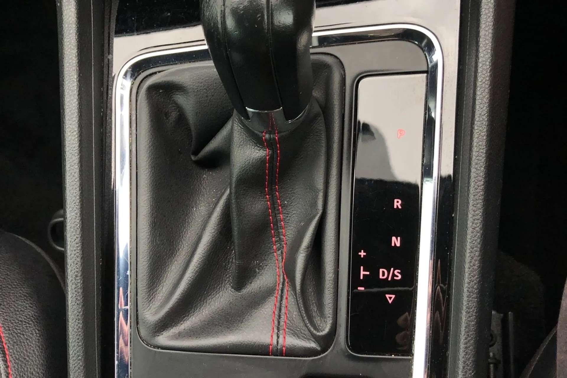 2020 SEAT ATECA 2020 SEAT ATECA