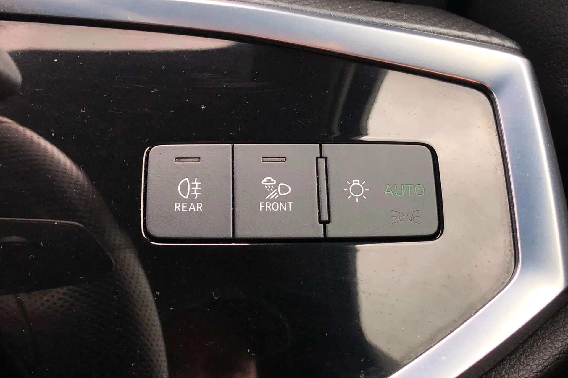 2020 AUDI Q3 2020 AUDI Q3