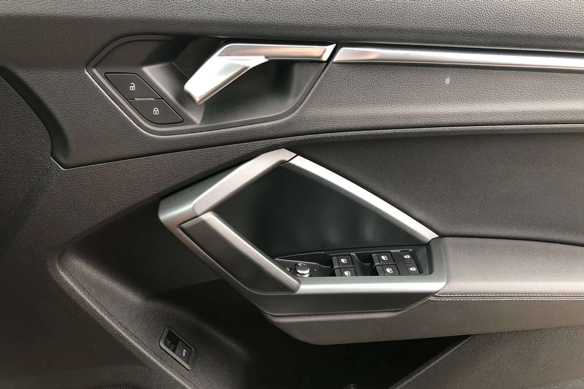2020 AUDI Q3 2020 AUDI Q3