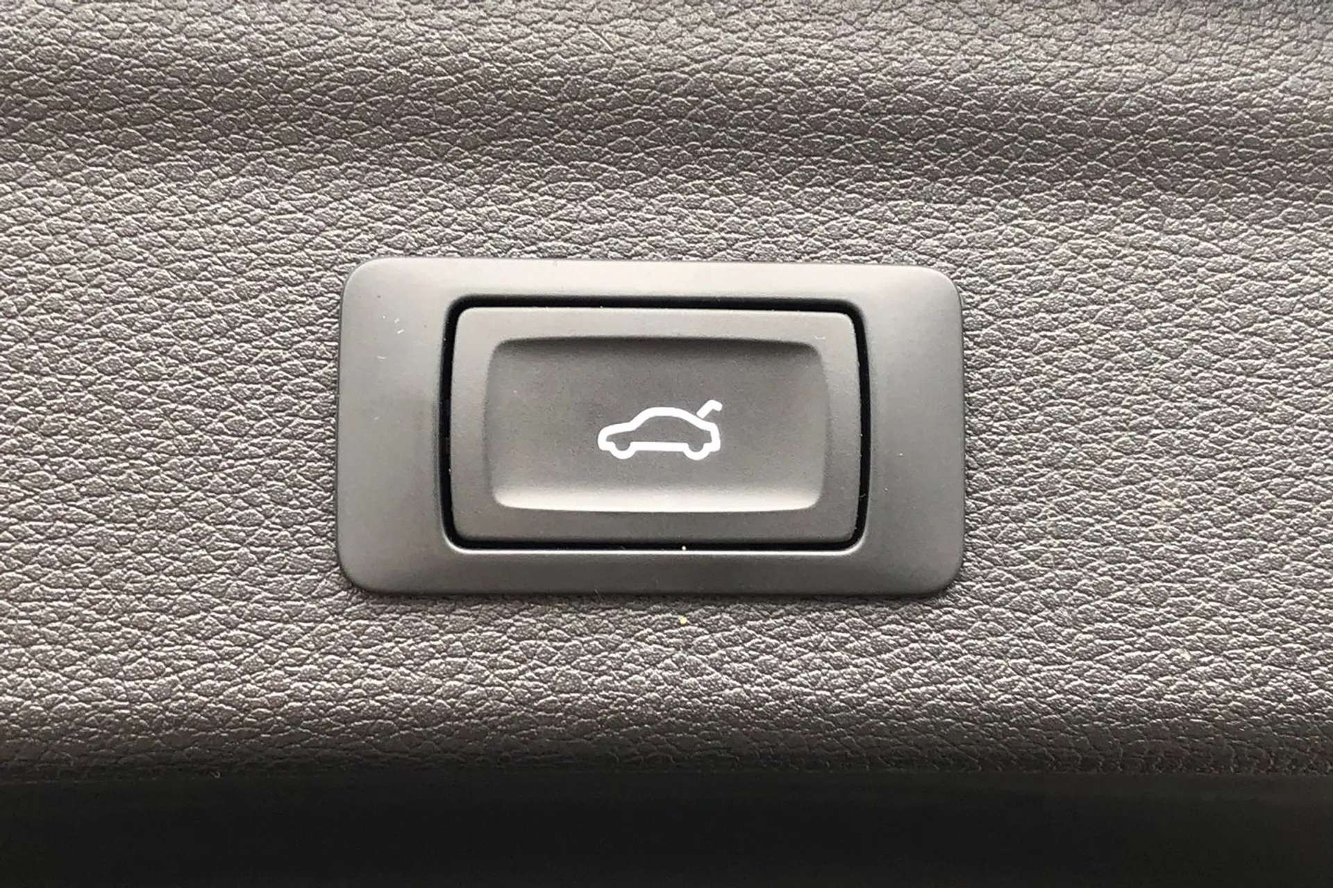 2020 AUDI Q3 2020 AUDI Q3