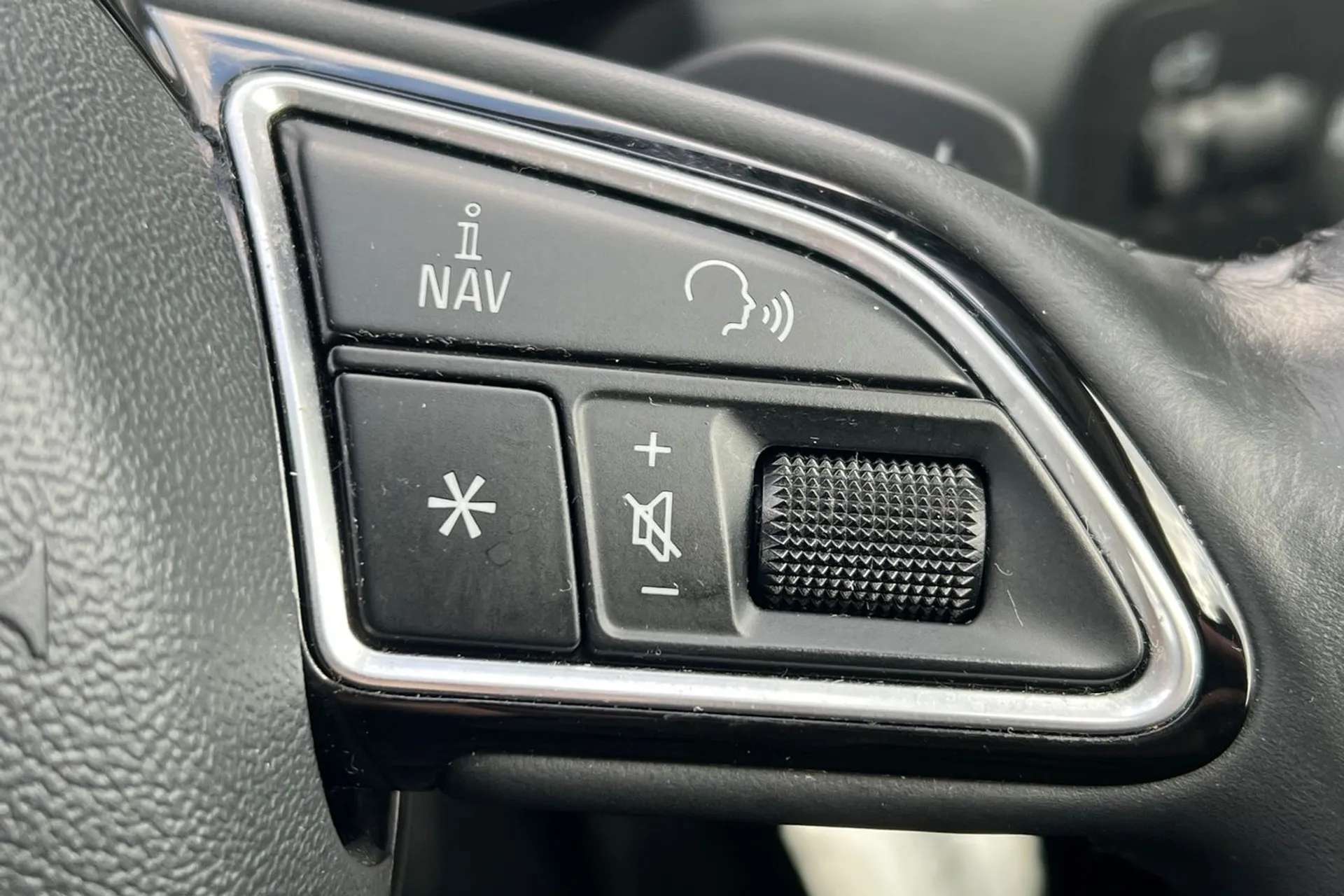 2017 AUDI Q3 2017 AUDI Q3