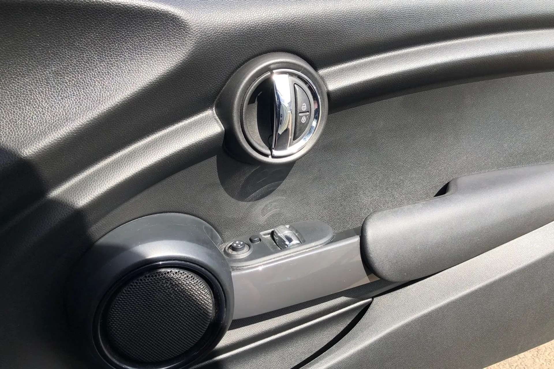 2017 MINI HATCH 2017 MINI HATCH