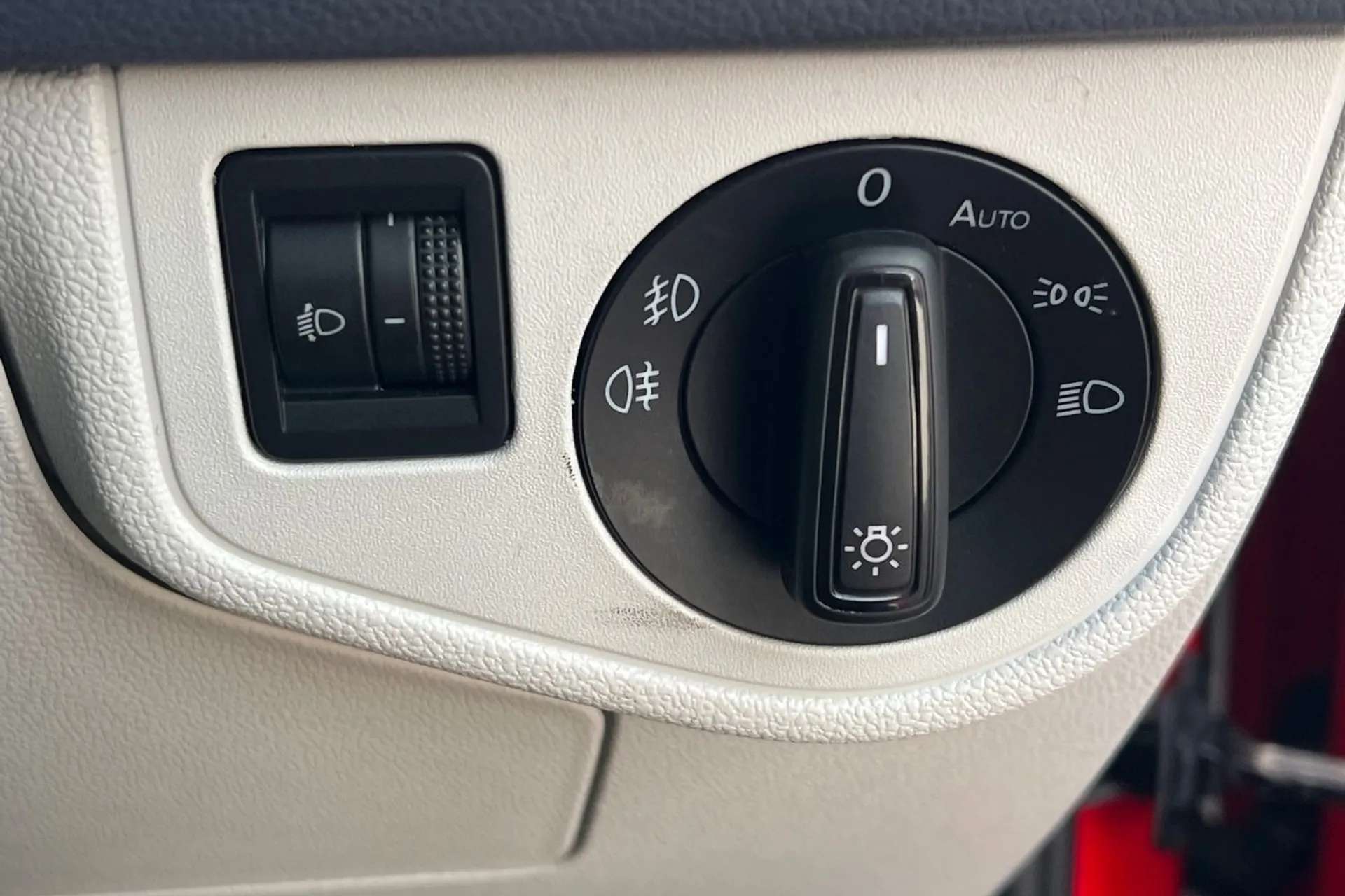 2019 VOLKSWAGEN POLO 2019 VOLKSWAGEN POLO