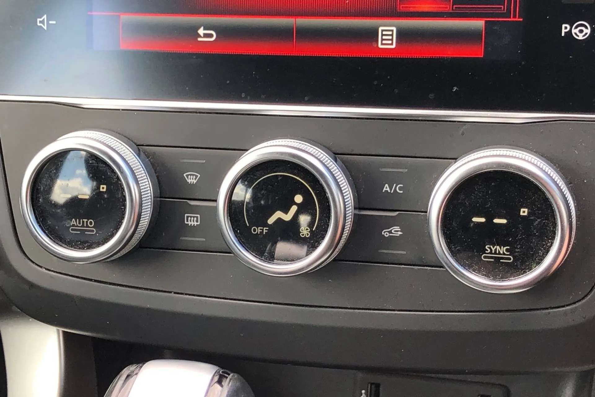 2019 RENAULT KADJAR 2019 RENAULT KADJAR