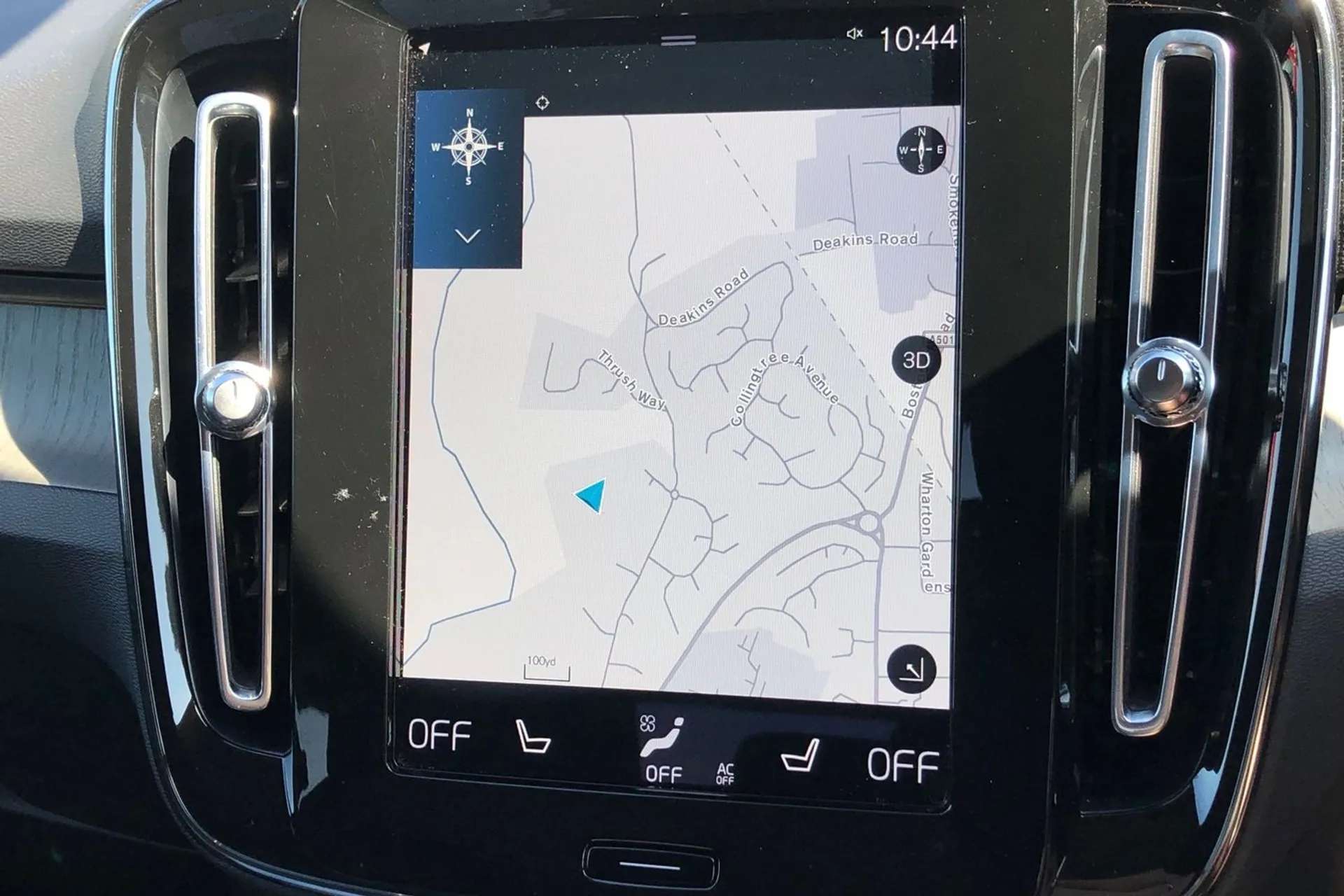 2022 VOLVO XC40 2022 VOLVO XC40