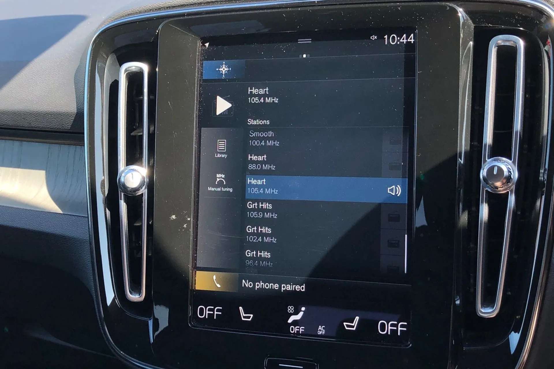 2022 VOLVO XC40 2022 VOLVO XC40