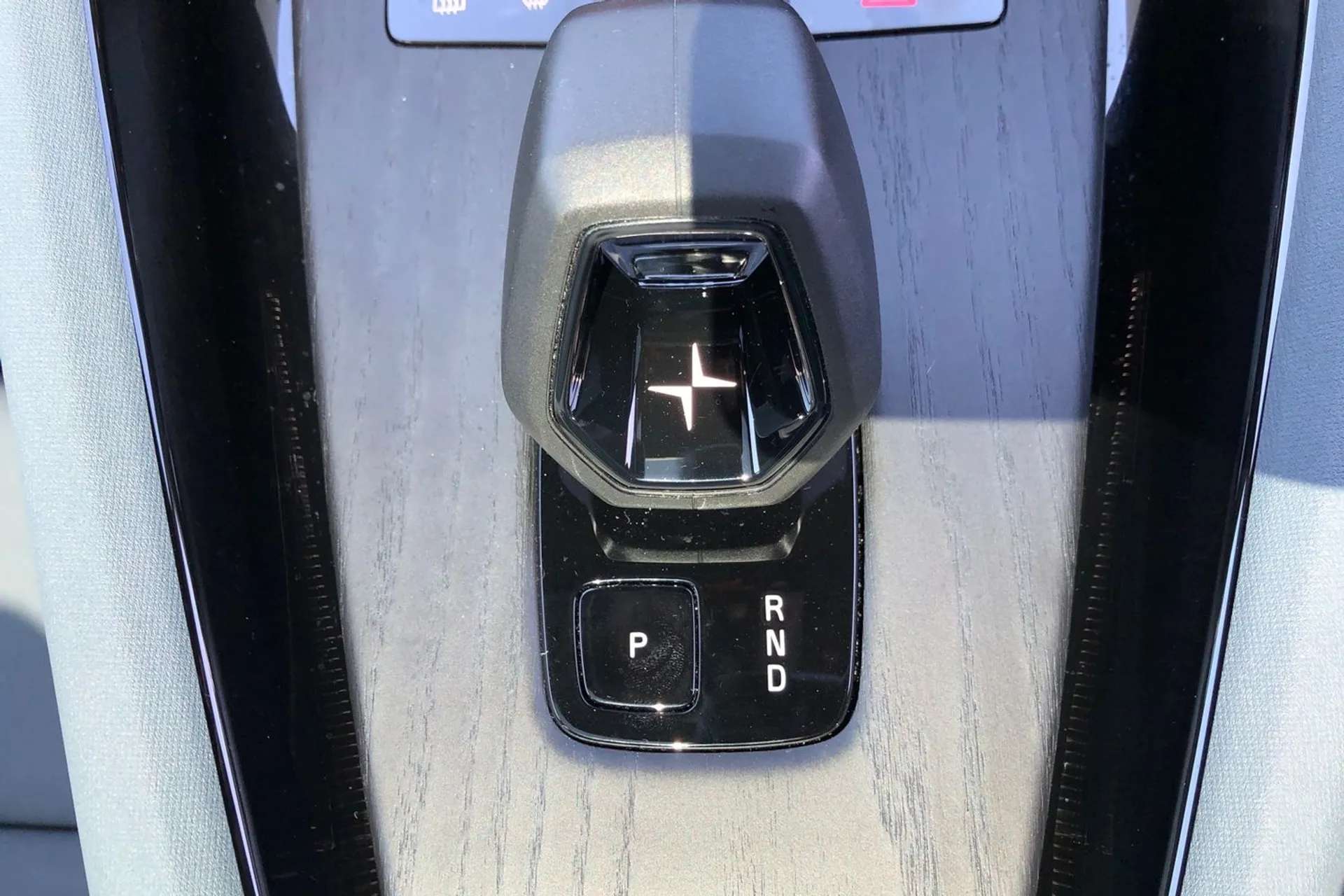2024 POLESTAR 2 2024 POLESTAR 2