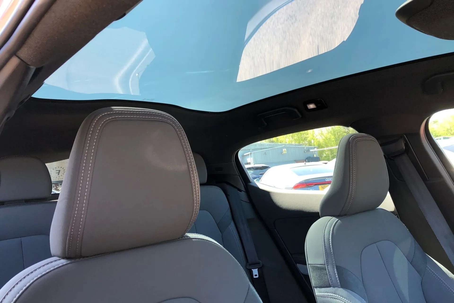 2024 POLESTAR 2 2024 POLESTAR 2