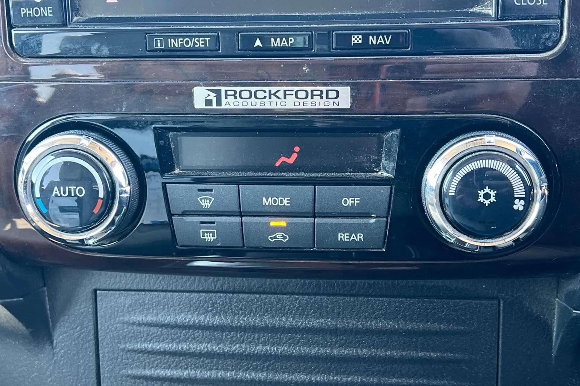 2017 MITSUBISHI SHOGUN 2017 MITSUBISHI SHOGUN