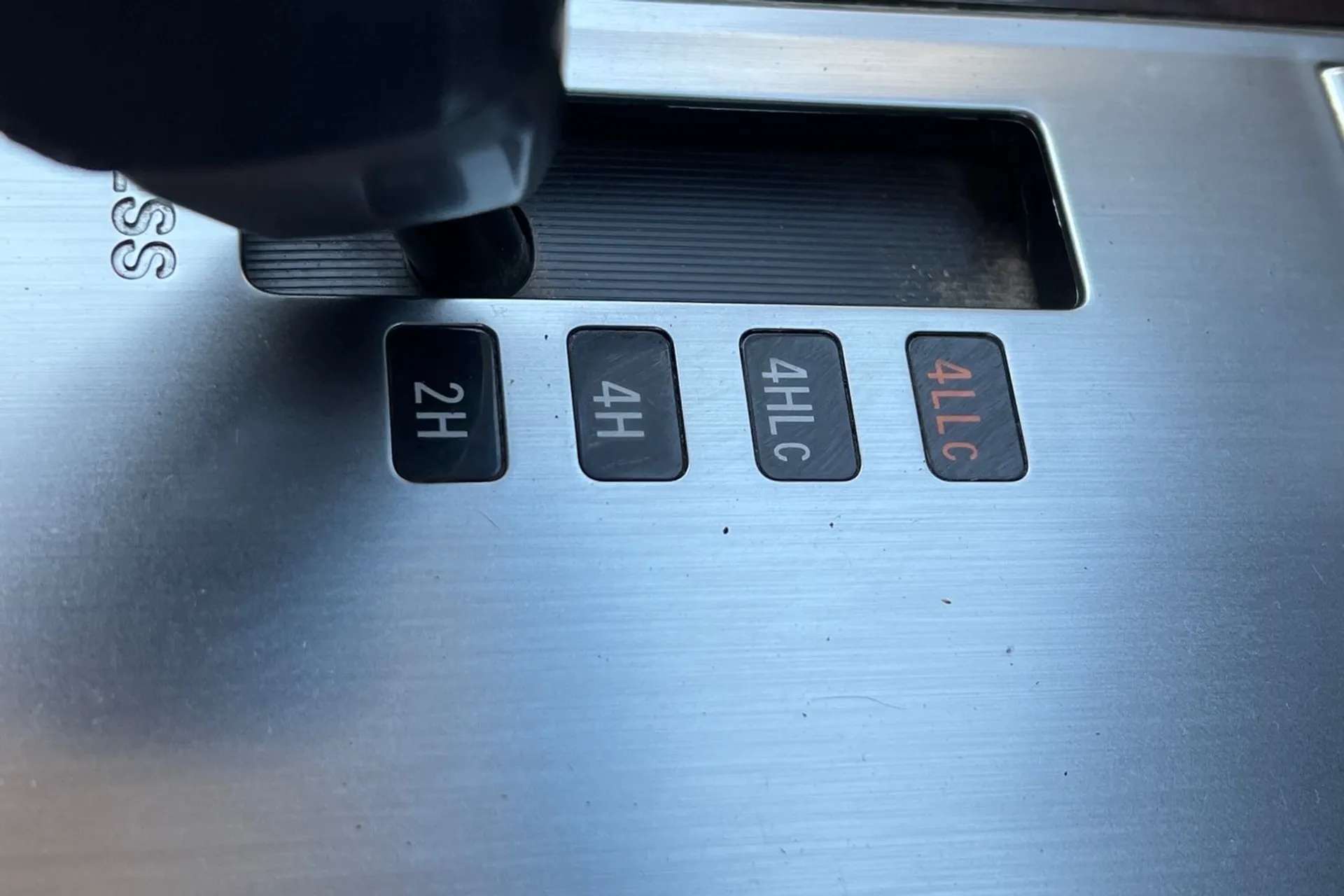 2017 MITSUBISHI SHOGUN 2017 MITSUBISHI SHOGUN