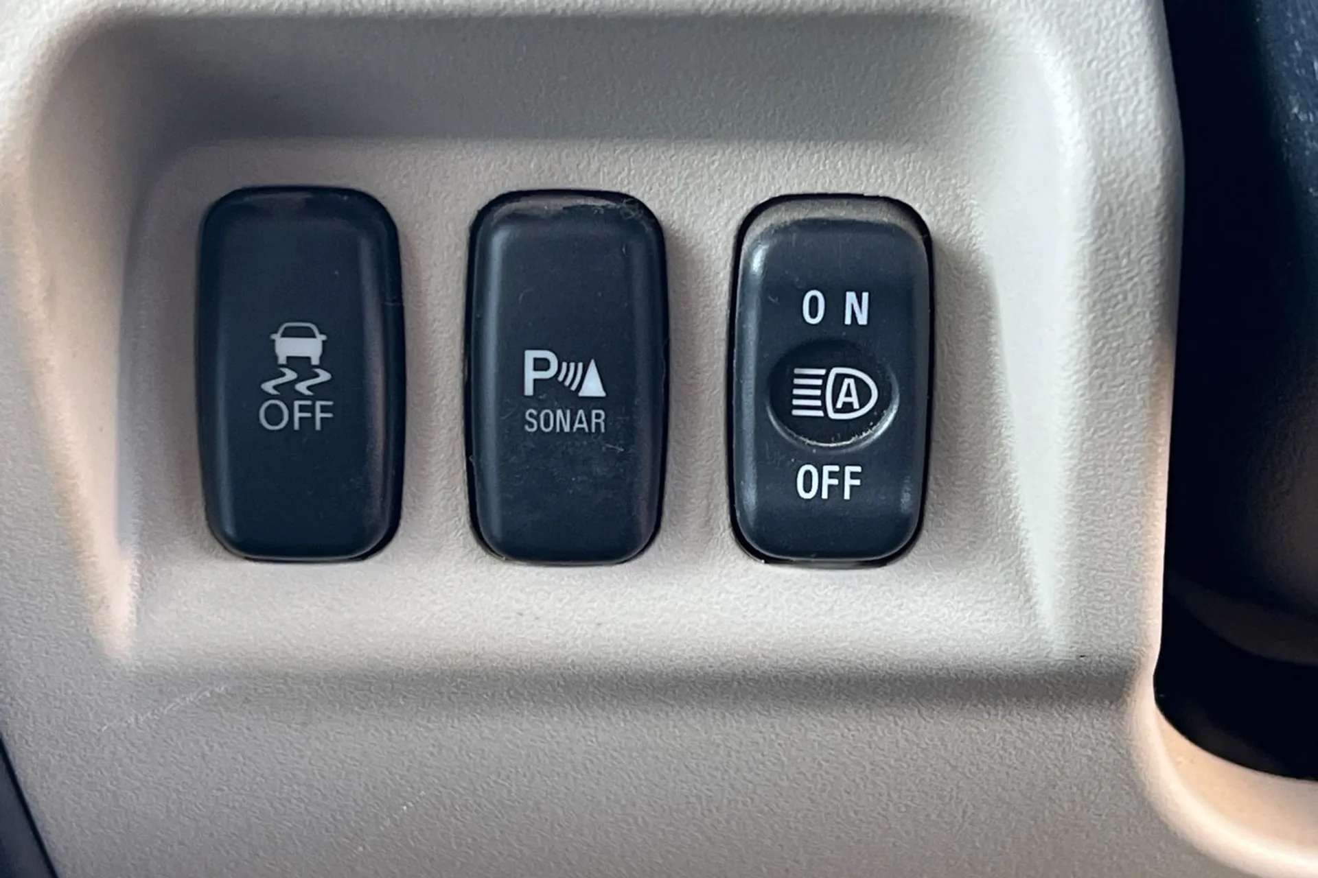 2017 MITSUBISHI SHOGUN 2017 MITSUBISHI SHOGUN