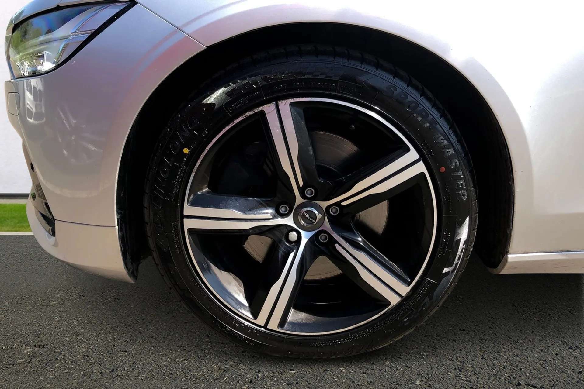 2018 VOLVO S90 2018 VOLVO S90