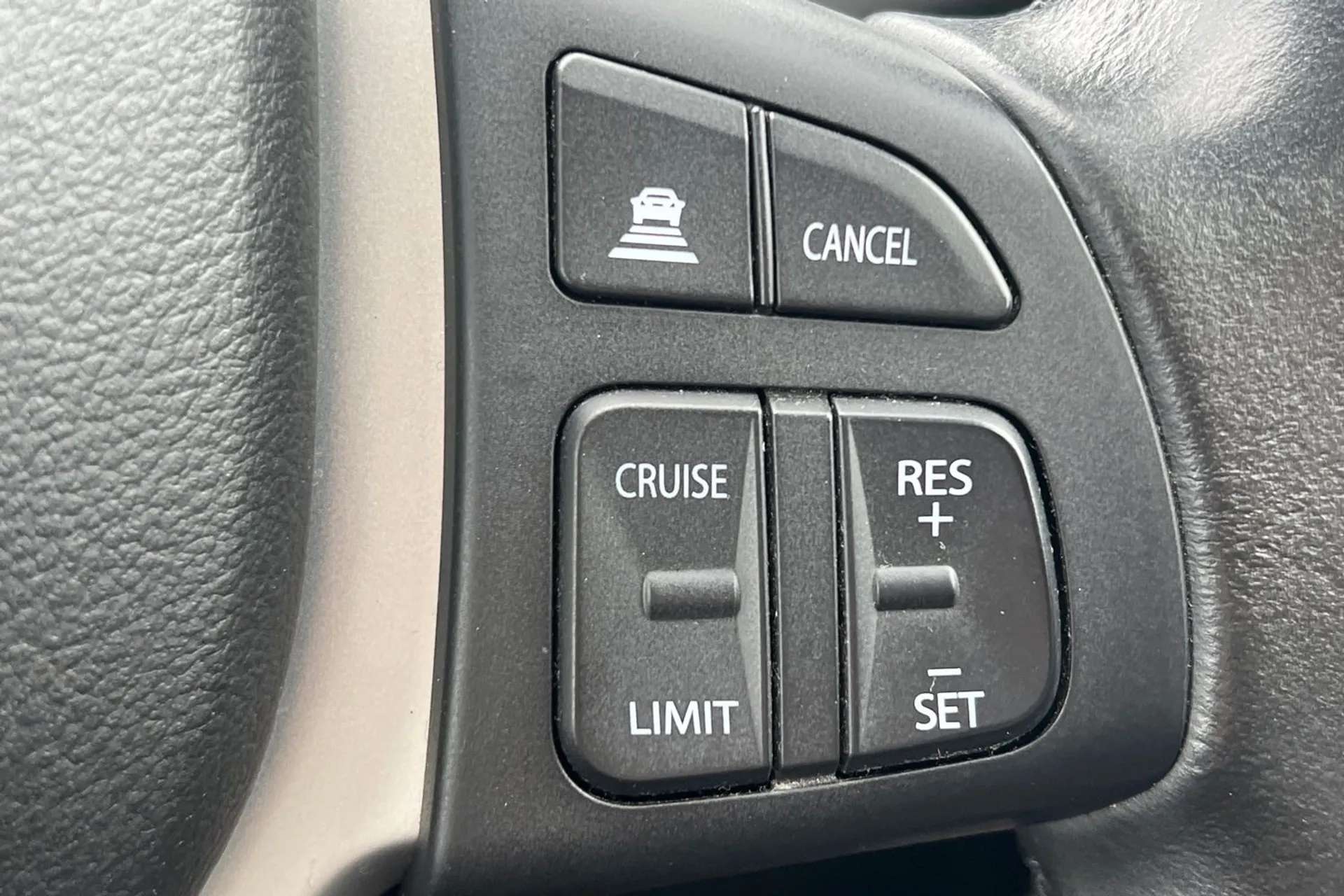 2022 SUZUKI S-CROSS 2022 SUZUKI S-CROSS