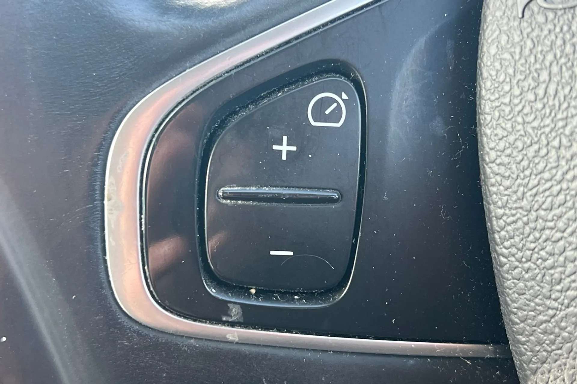 2018 RENAULT CLIO 2018 RENAULT CLIO