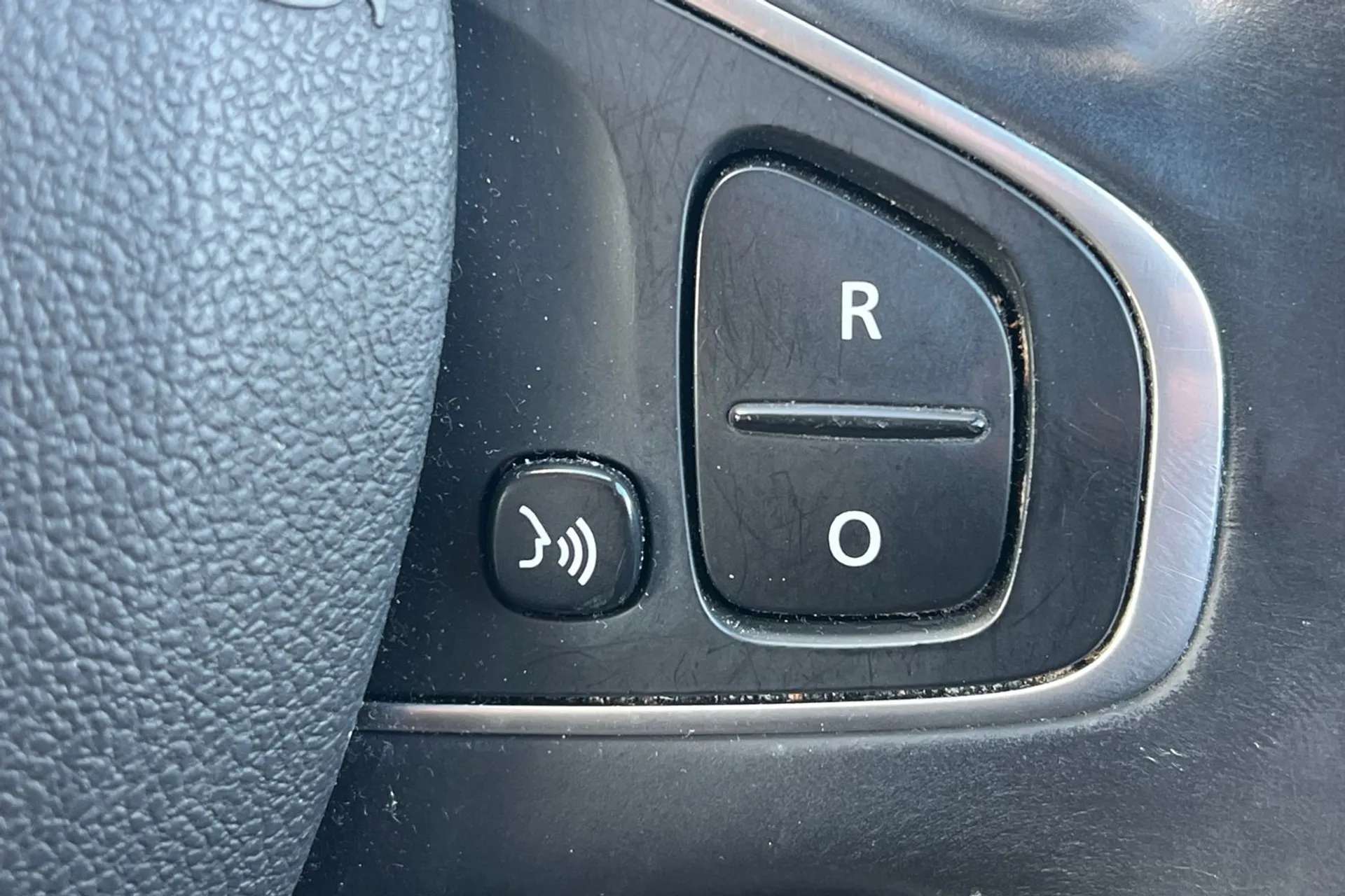 2018 RENAULT CLIO 2018 RENAULT CLIO