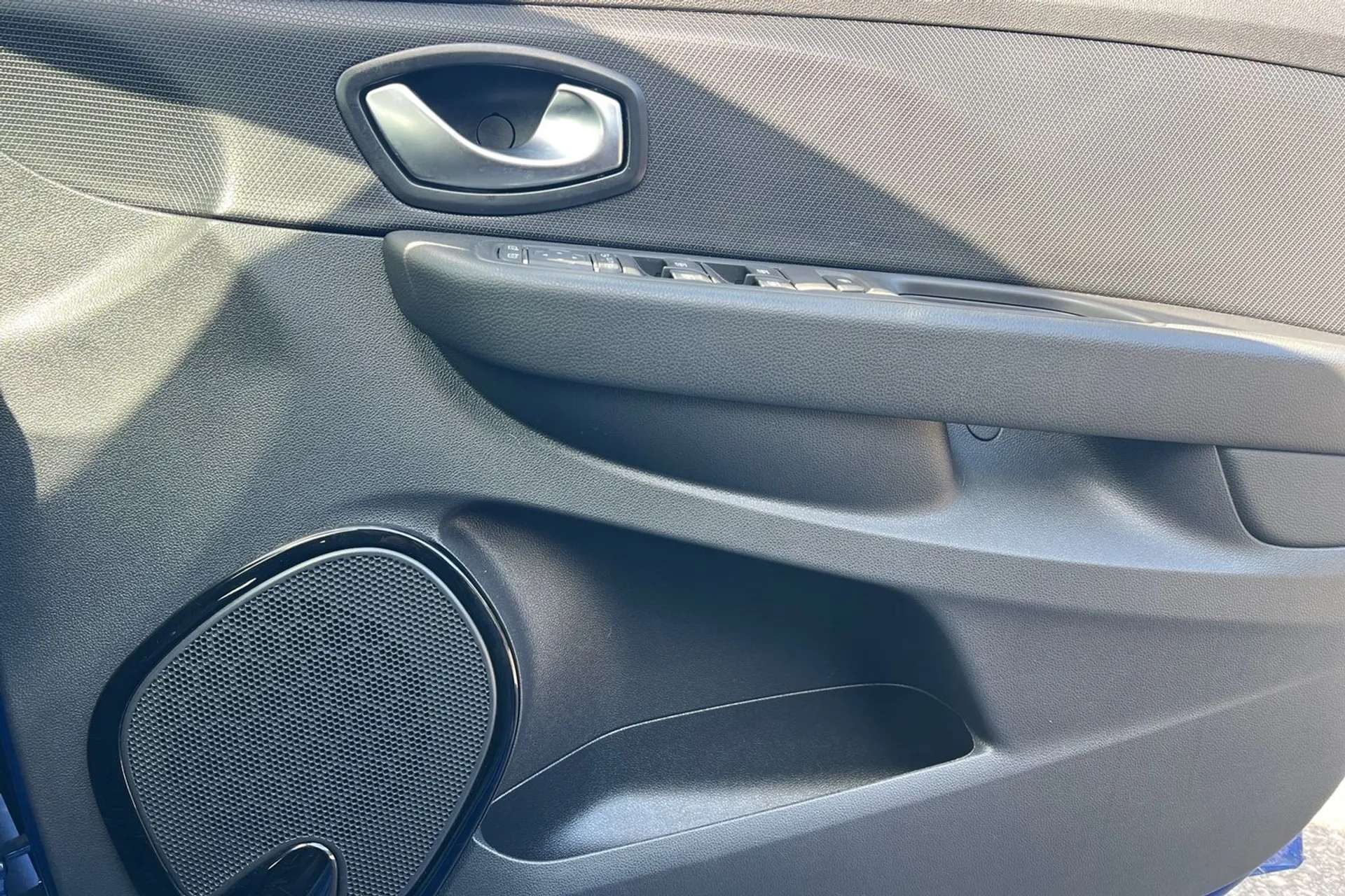 2018 RENAULT CLIO 2018 RENAULT CLIO