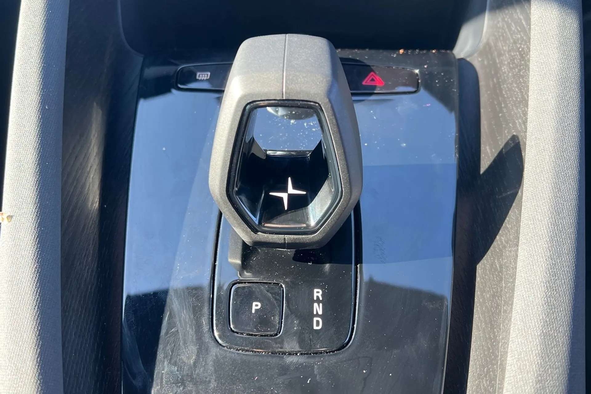 2024 POLESTAR 2 2024 POLESTAR 2