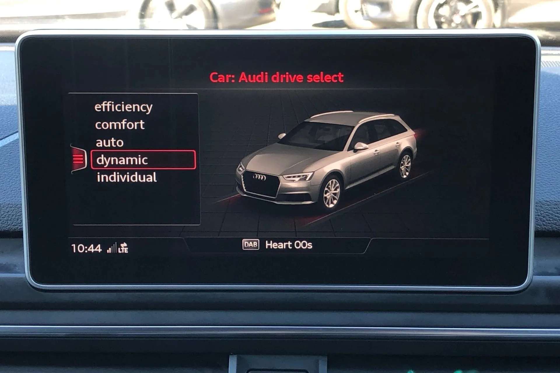 2016 AUDI A4 2016 AUDI A4