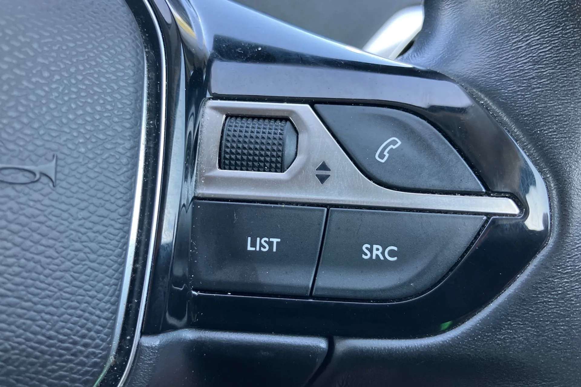 2021 PEUGEOT 3008 2021 PEUGEOT 3008