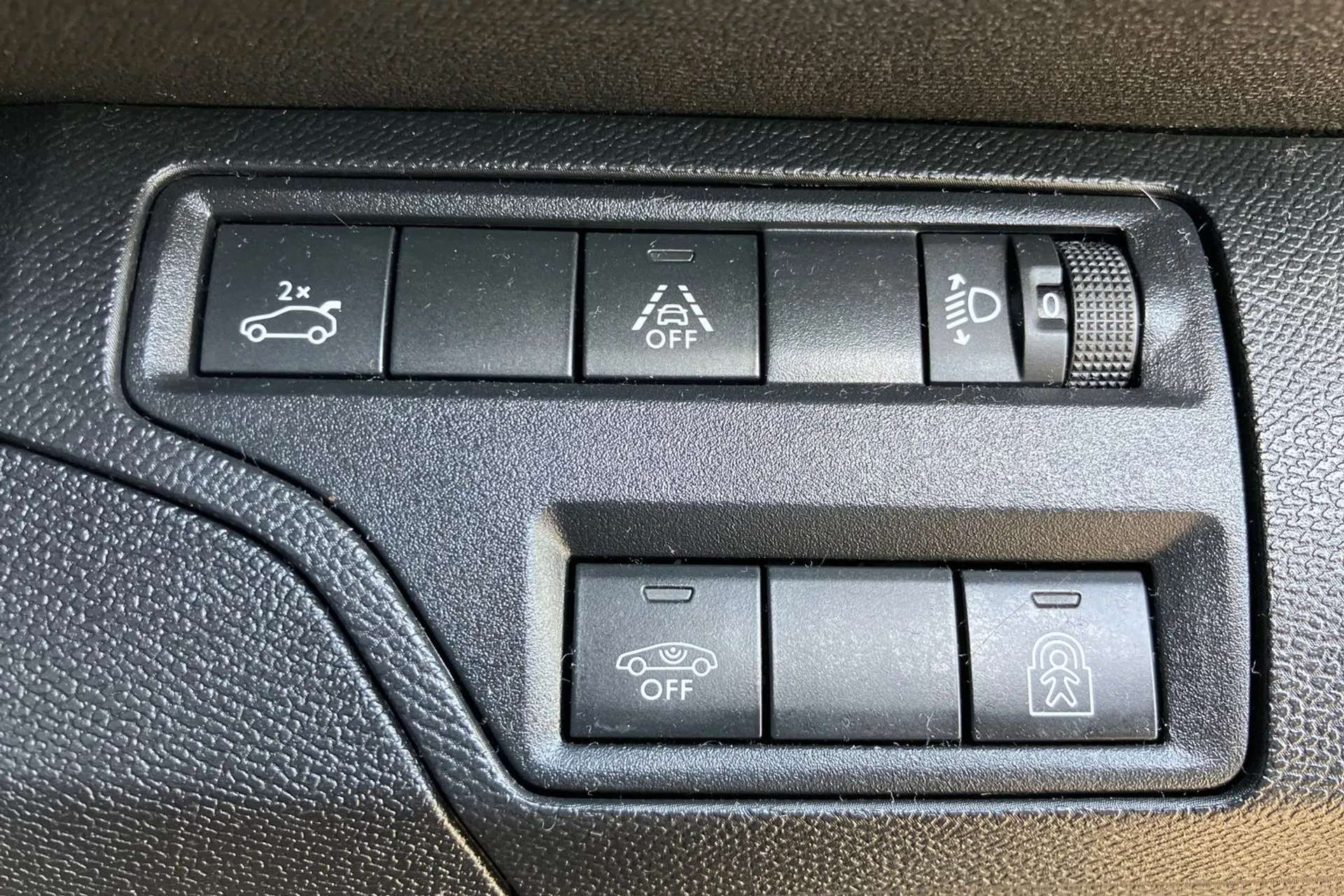 2021 PEUGEOT 3008 2021 PEUGEOT 3008