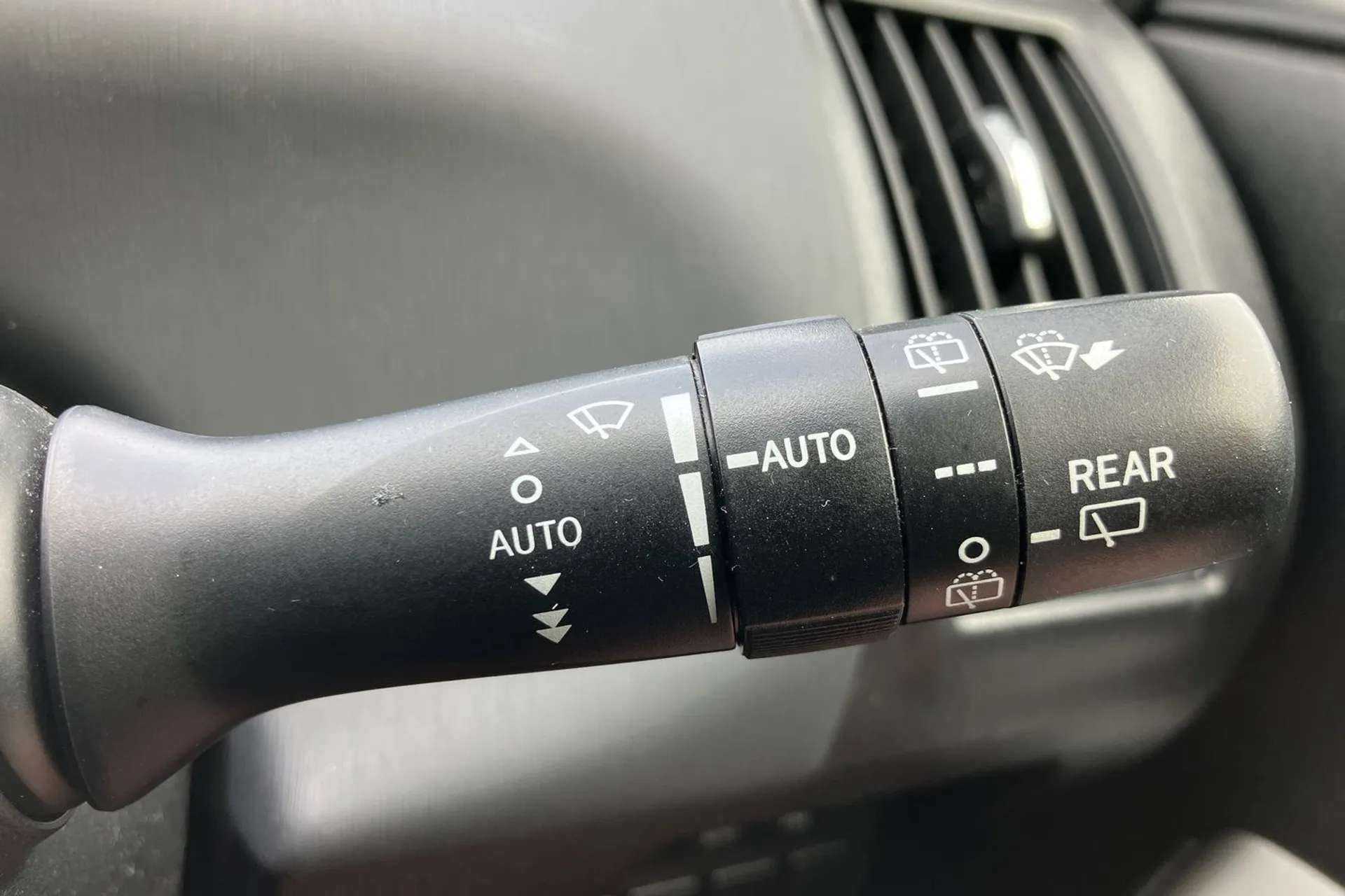 2020 TOYOTA PRIUS+ 2020 TOYOTA PRIUS+