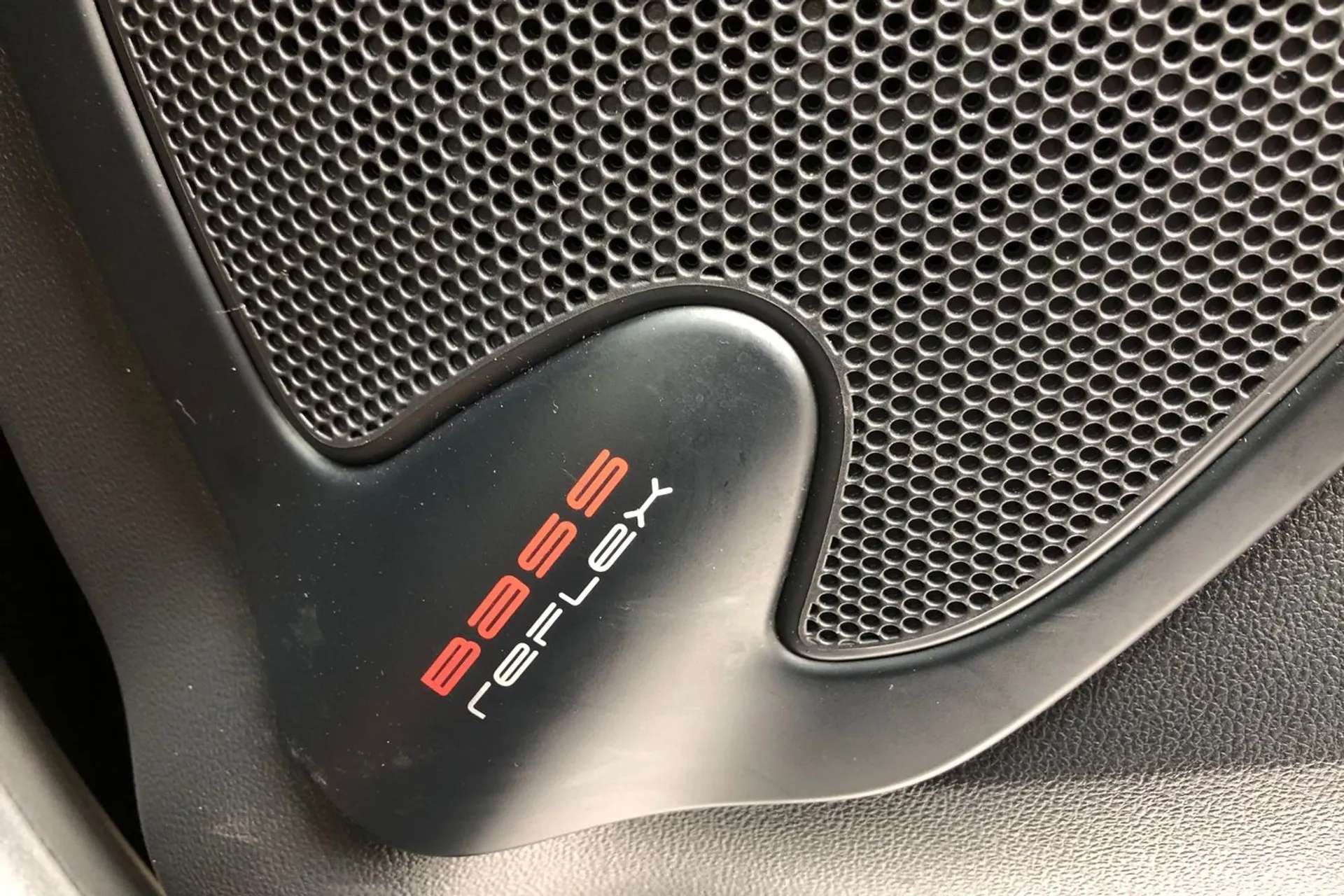 2017 RENAULT CLIO 2017 RENAULT CLIO