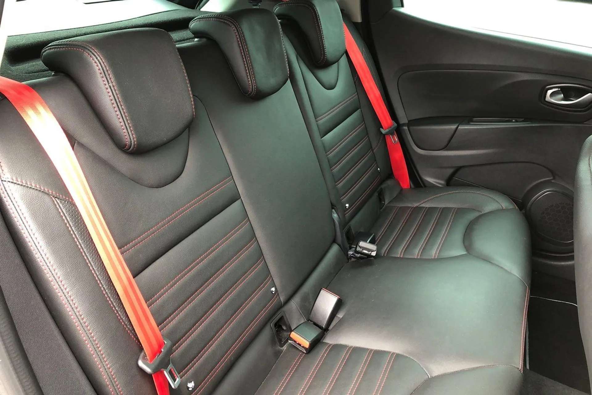 2017 RENAULT CLIO 2017 RENAULT CLIO