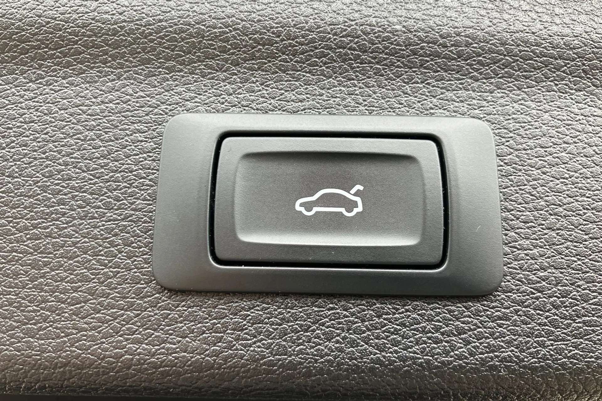 2021 AUDI Q3 2021 AUDI Q3