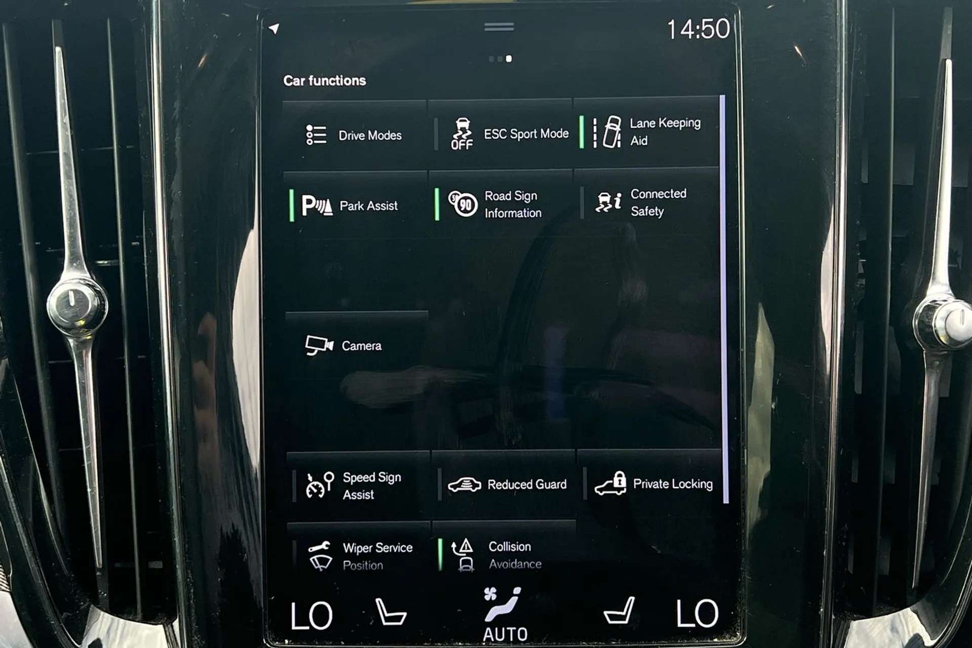 2022 VOLVO V60 2022 VOLVO V60