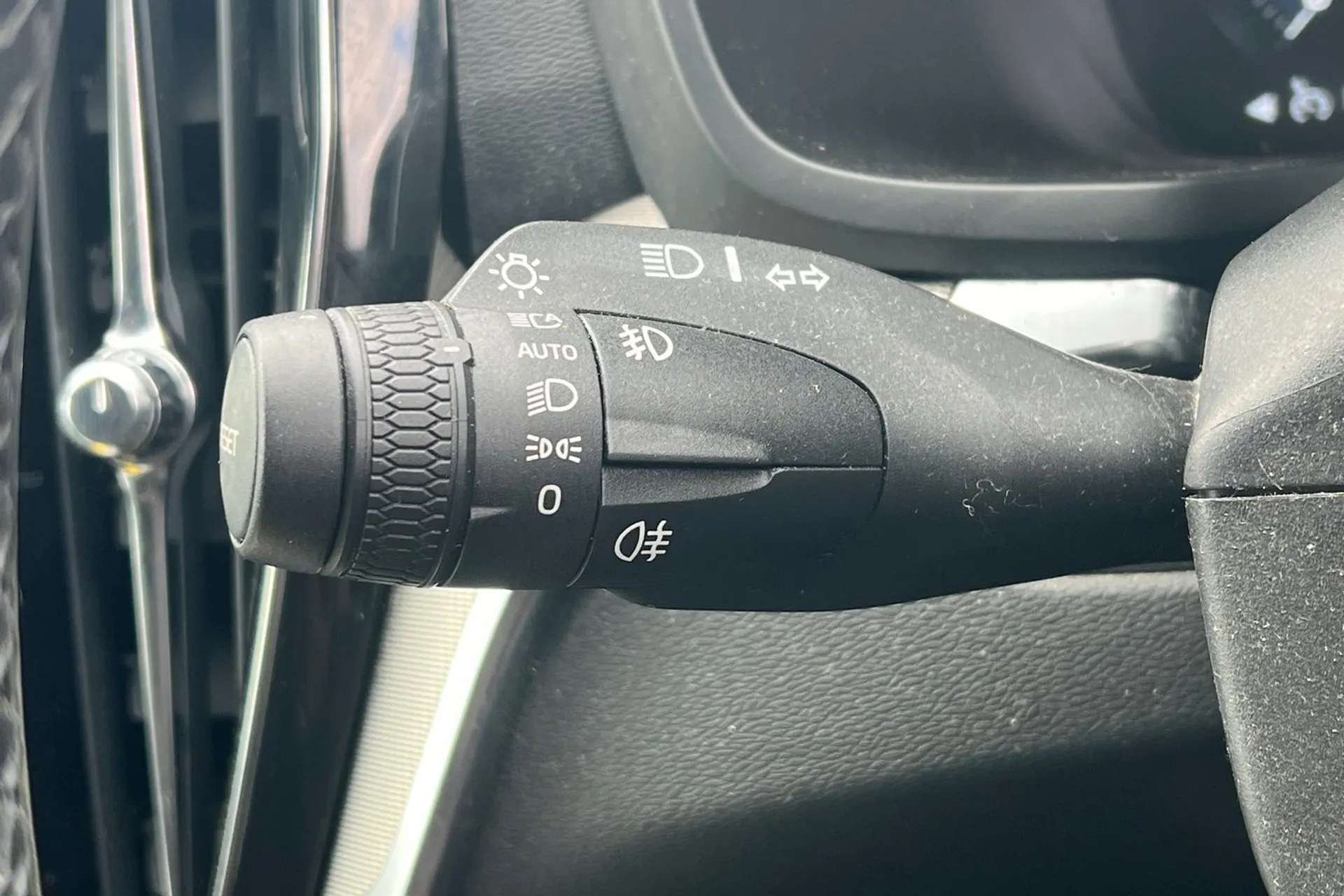 2022 VOLVO V60 2022 VOLVO V60