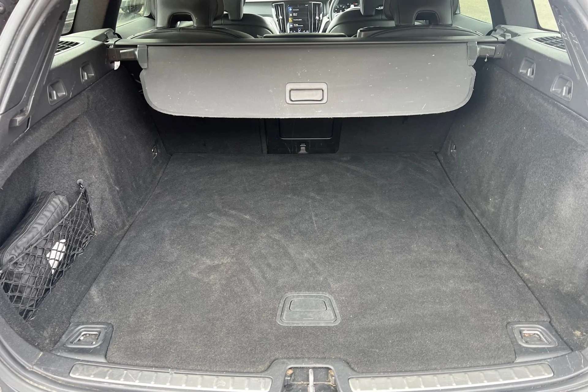 2022 VOLVO V60 2022 VOLVO V60